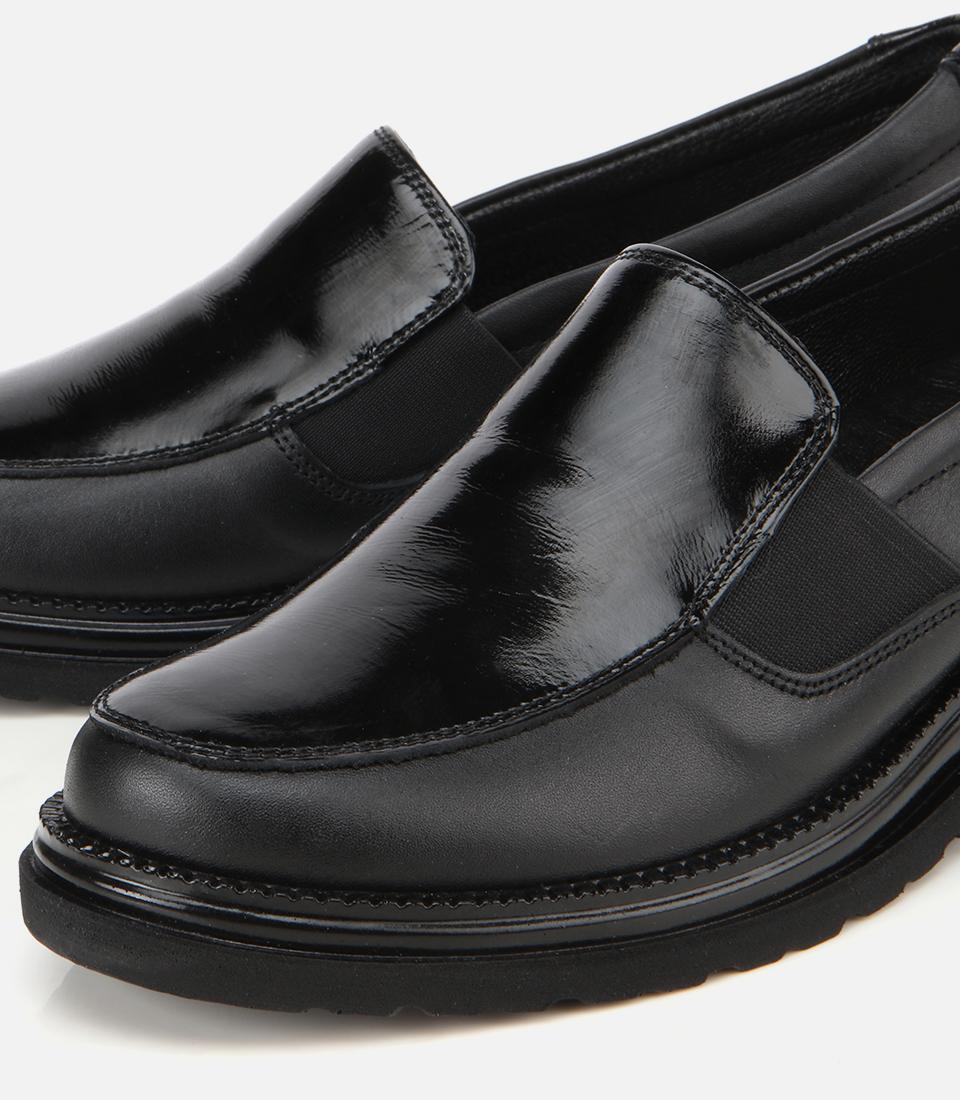 Kadın Deri Siyah Lastik Detaylı Dolgu Topuklu Günlük Loafer