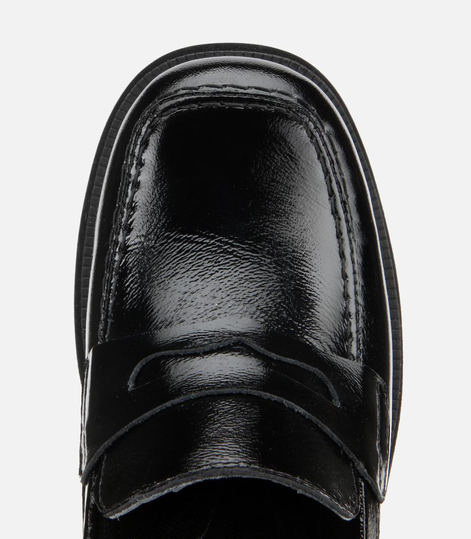 Kadın Rugan Deri Siyah Topuklu Klasik Loafer