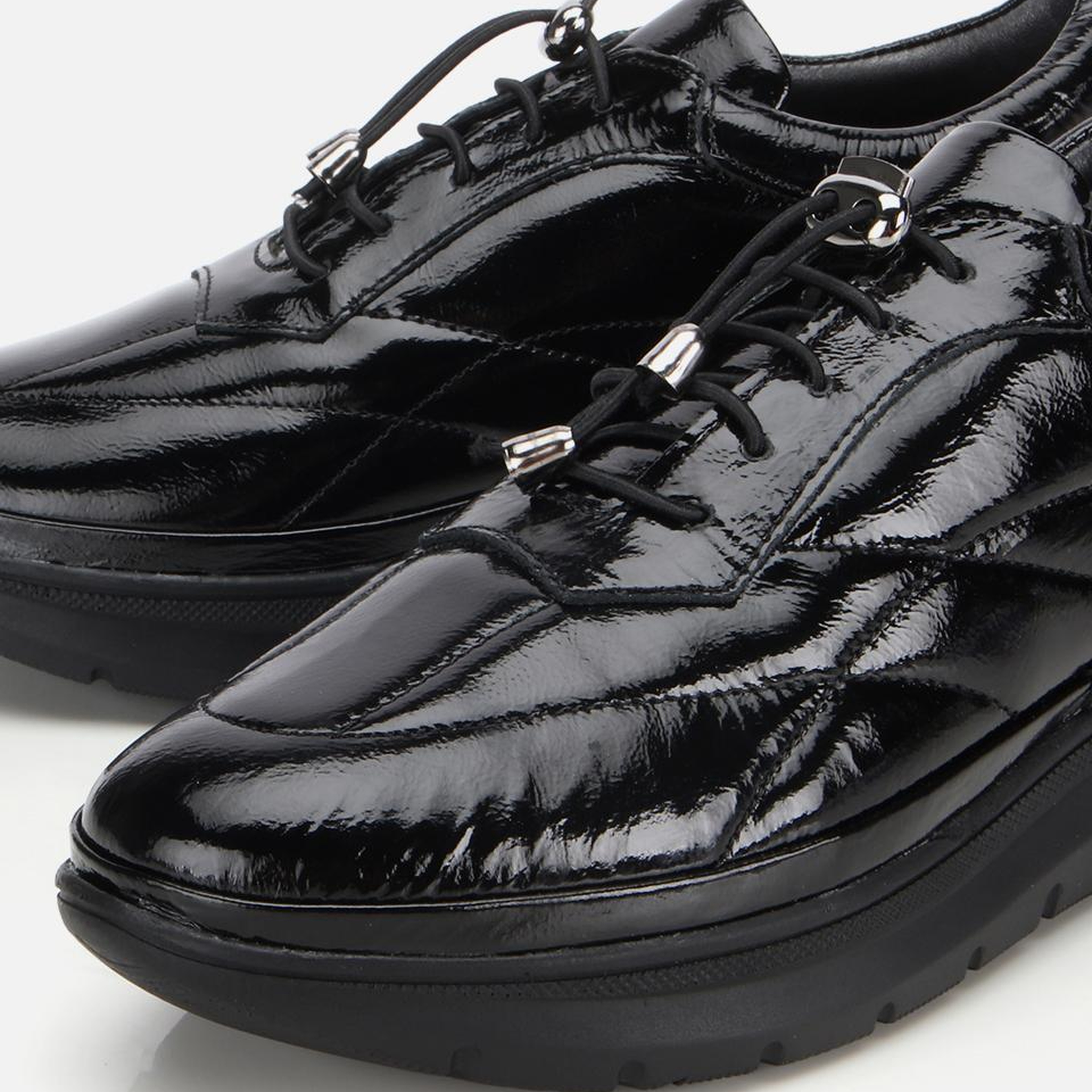 Kadın Rugan Deri Siyah Dolgu Topuklu Spor Ayakkabı