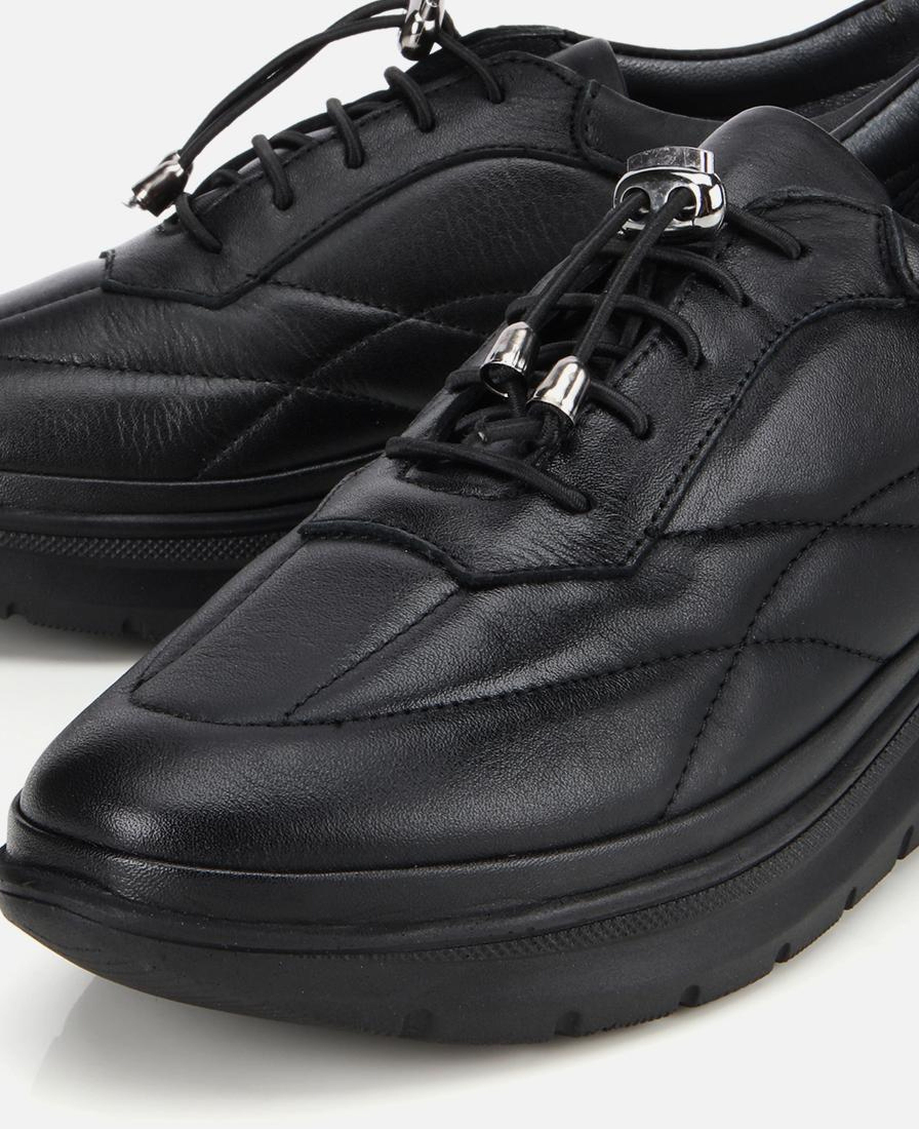 Kadın Deri Siyah Dolgu Topuklu Spor Ayakkabı