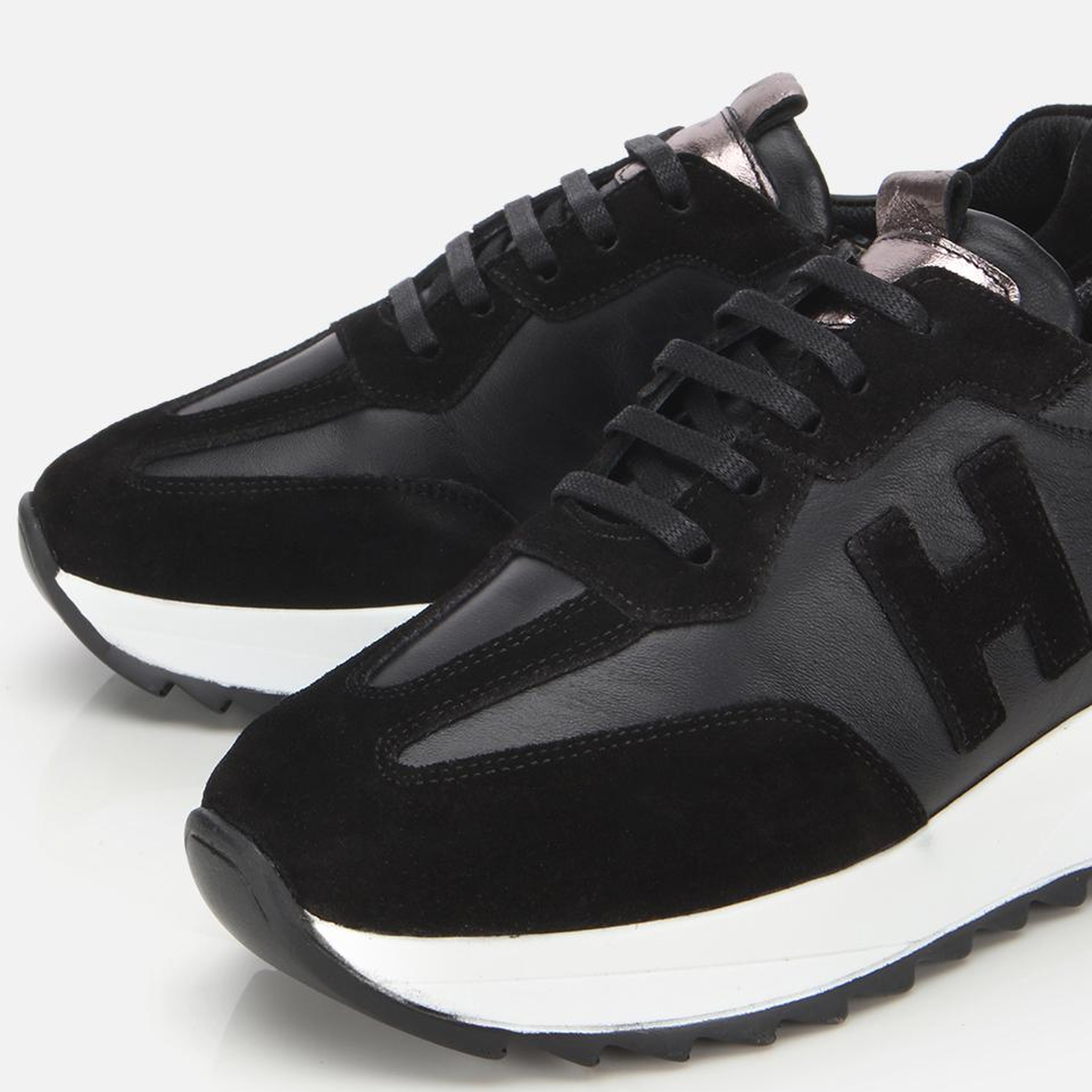 Kadın Süet Deri Siyah Comfort Spor Ayakkabı