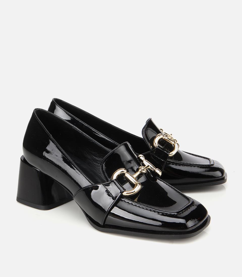 Kadın  Rugan Siyah Tokalı Kare Uçlu Topuklu Klasik Loafer