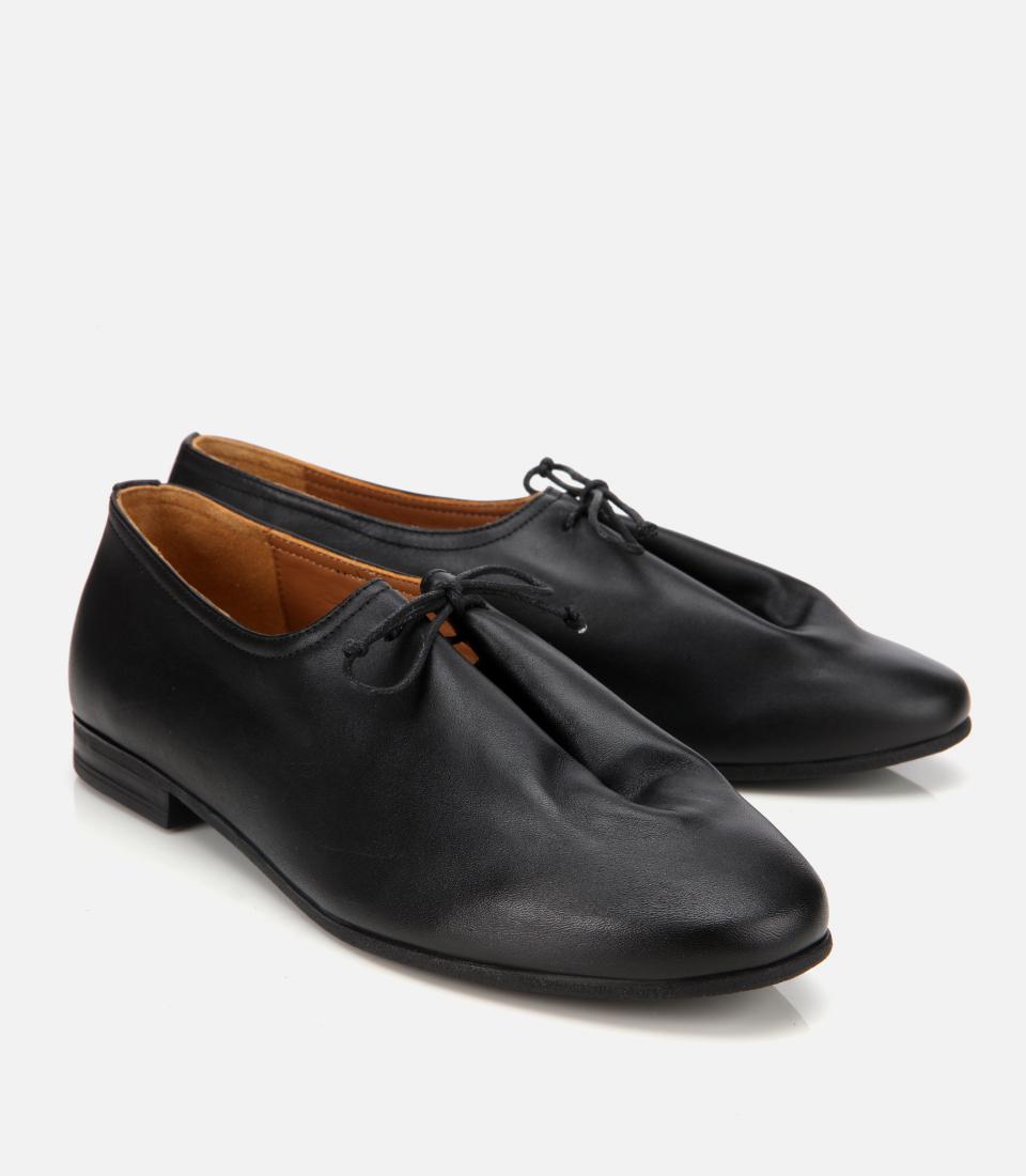 Kadın Deri Siyah Yumuşak Bağcıklı Babet