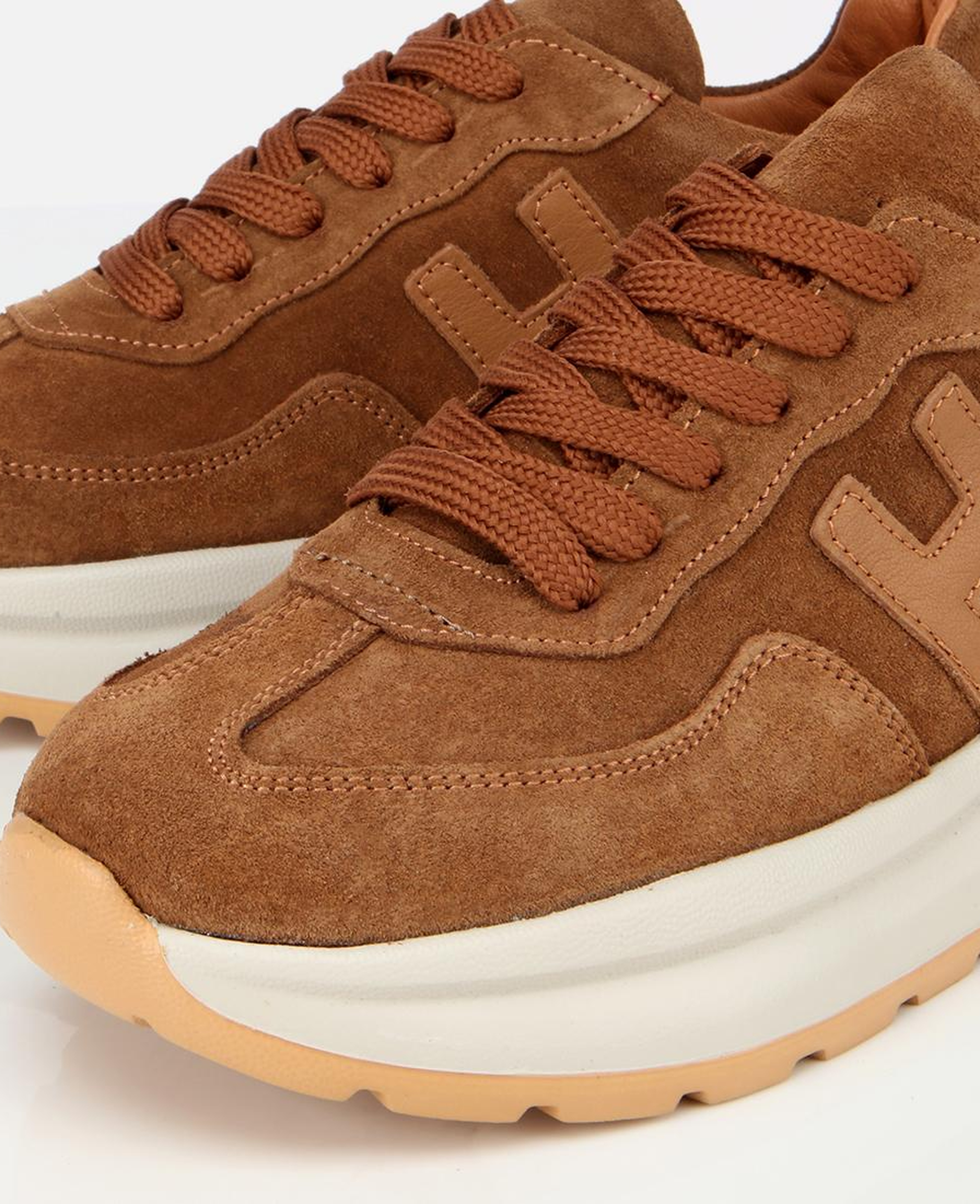 Kadın Süet Deri Taba Kalın Tabanlı Comfort Spor Ayakkabı