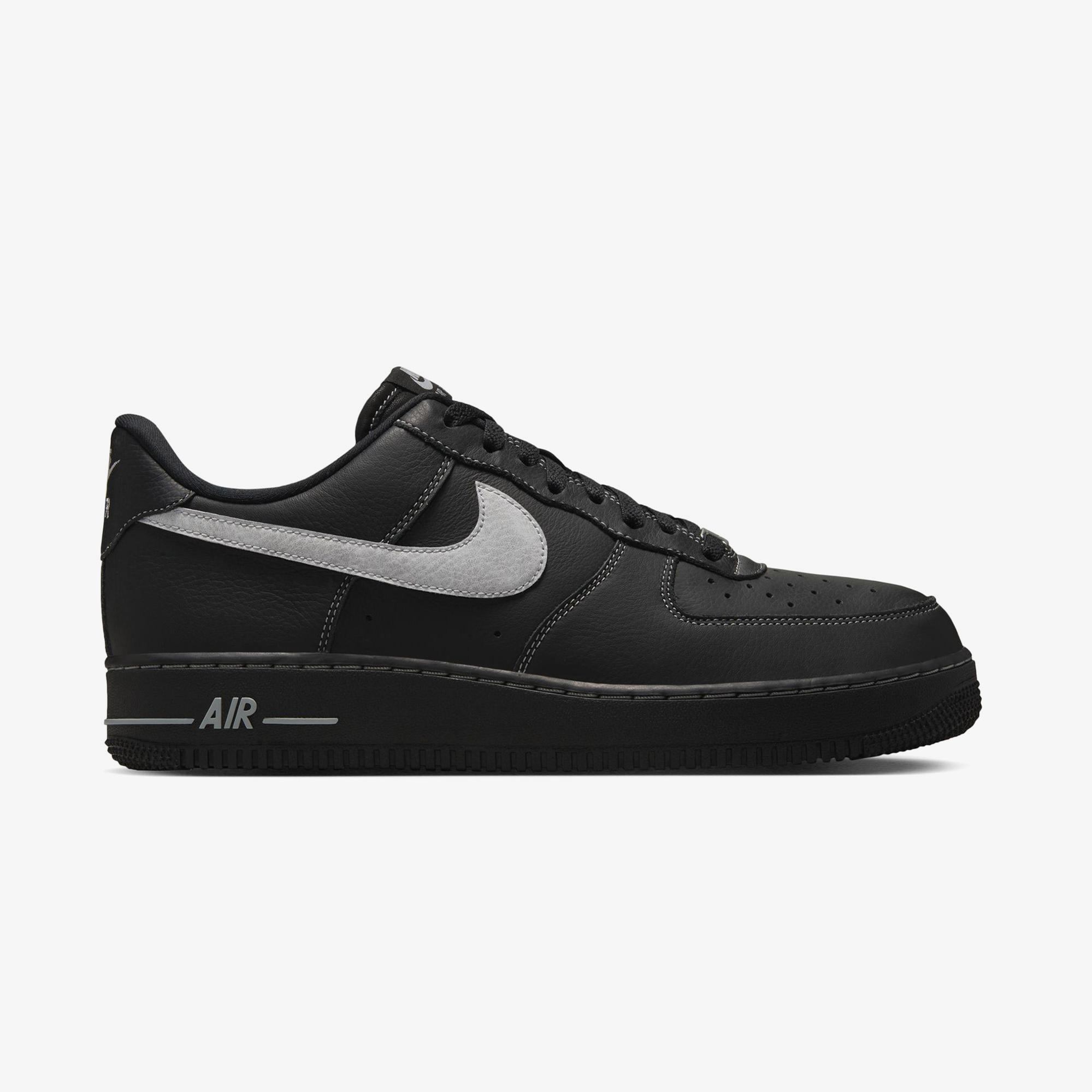 Nike Air Force 1 '07 LV8 Erkek Siyah Spor Ayakkabı