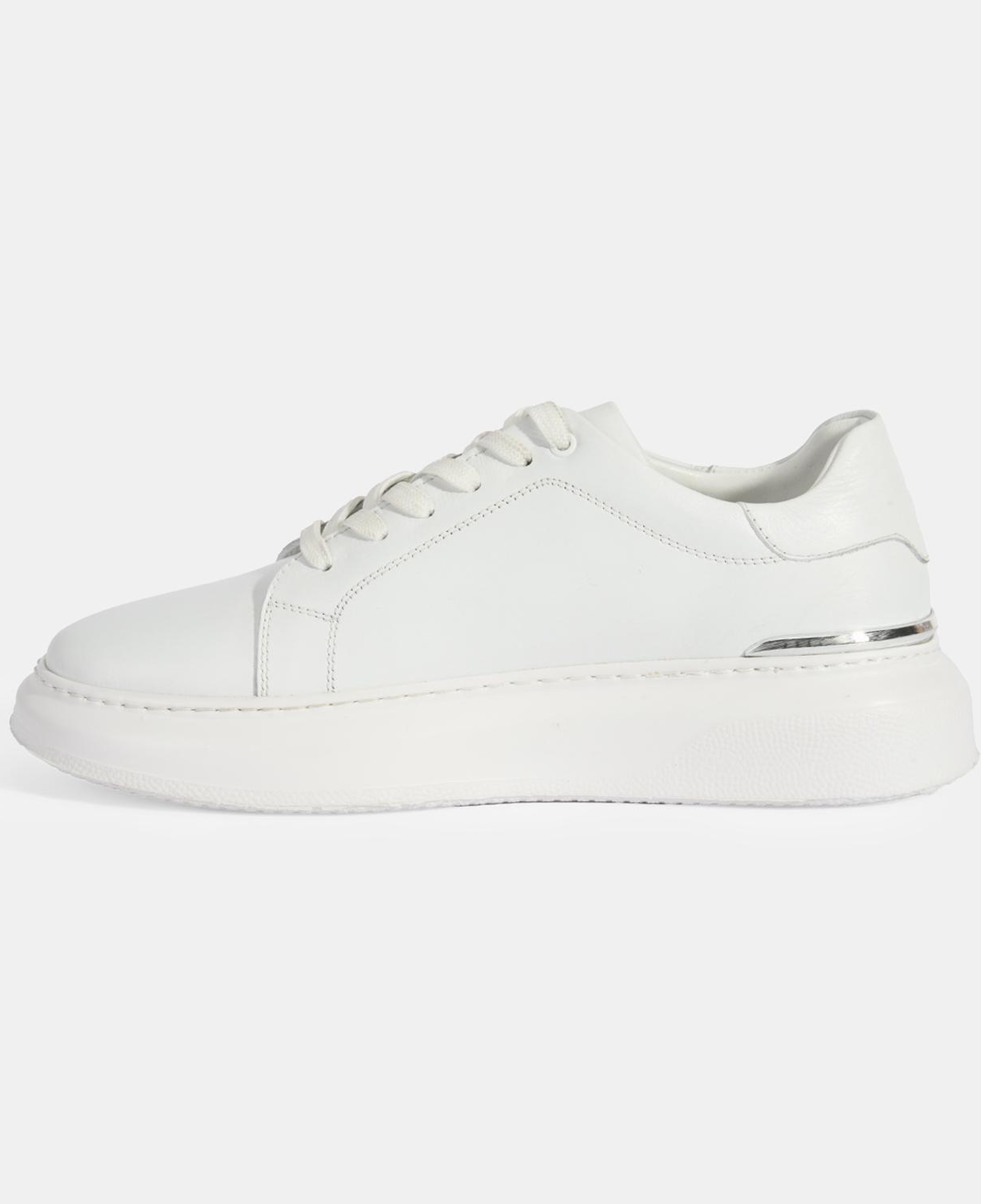 Erkek Beyaz Bağcıklı Deri Günlük Ayakkabı