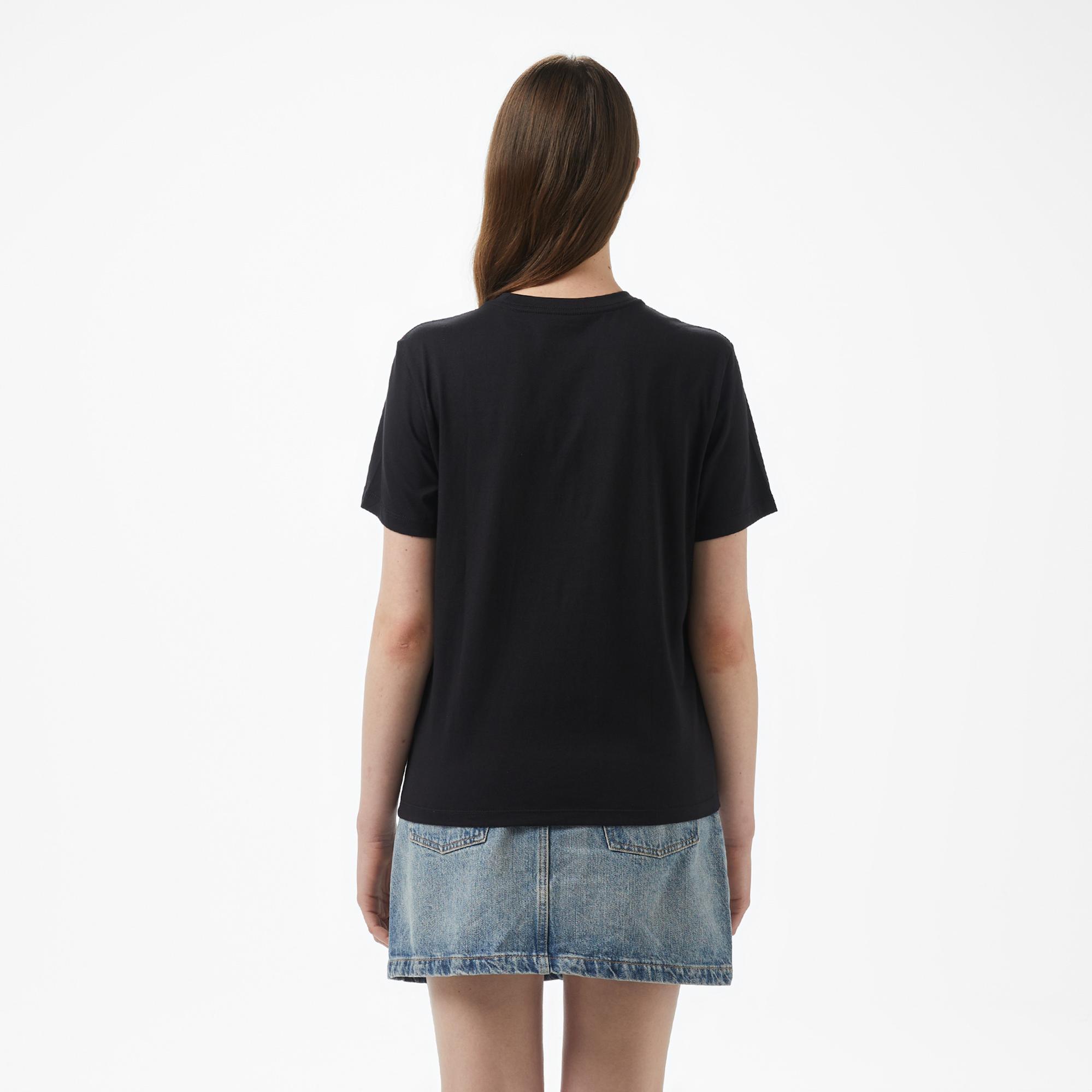 Calvin Klein Hero Classic Monologo Kadın Siyah T-Shirt