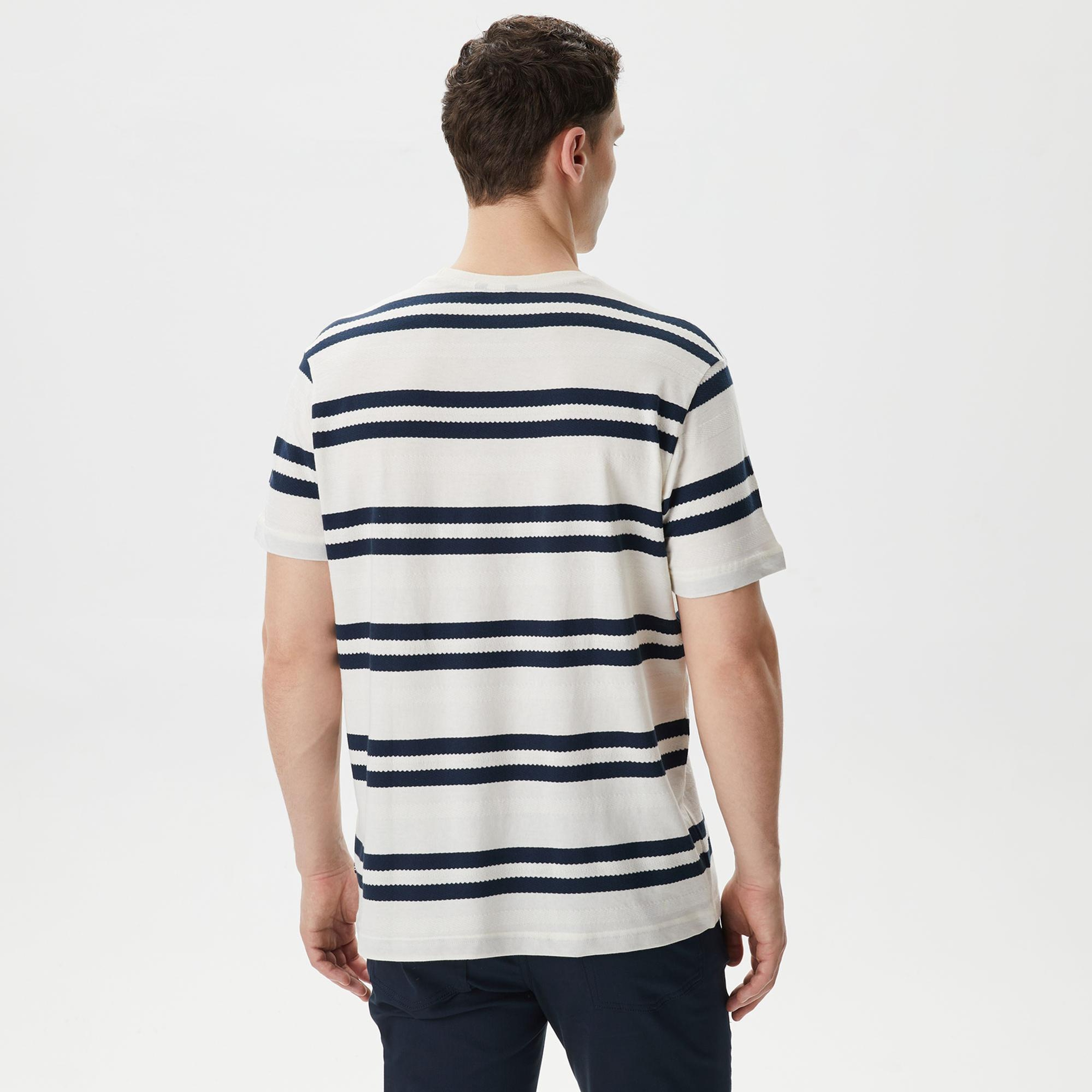 Nautica Erkek Beyaz Standart Fit Kısa Kollu Çizgili T-Shirt