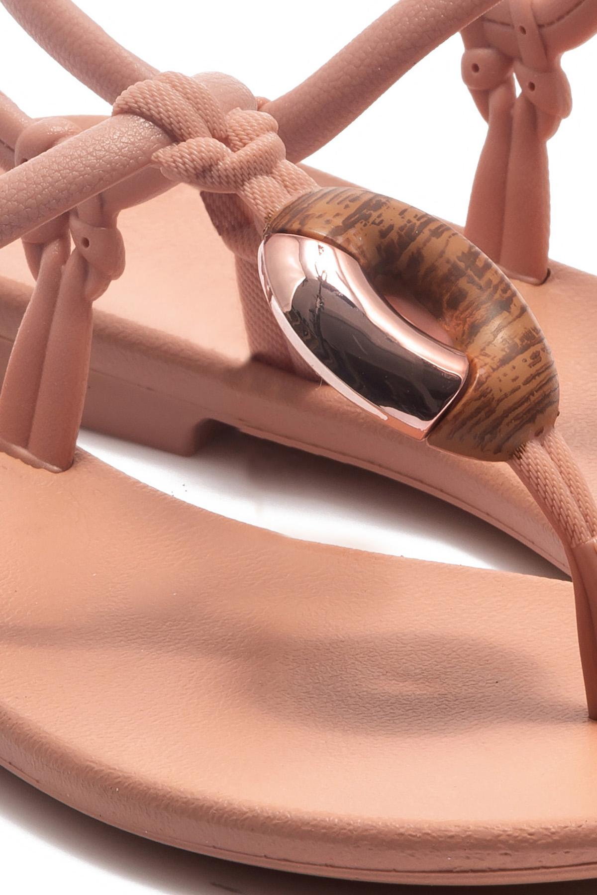 Cacau Celebre Kadın Parmak Arası Sandalet 35/42