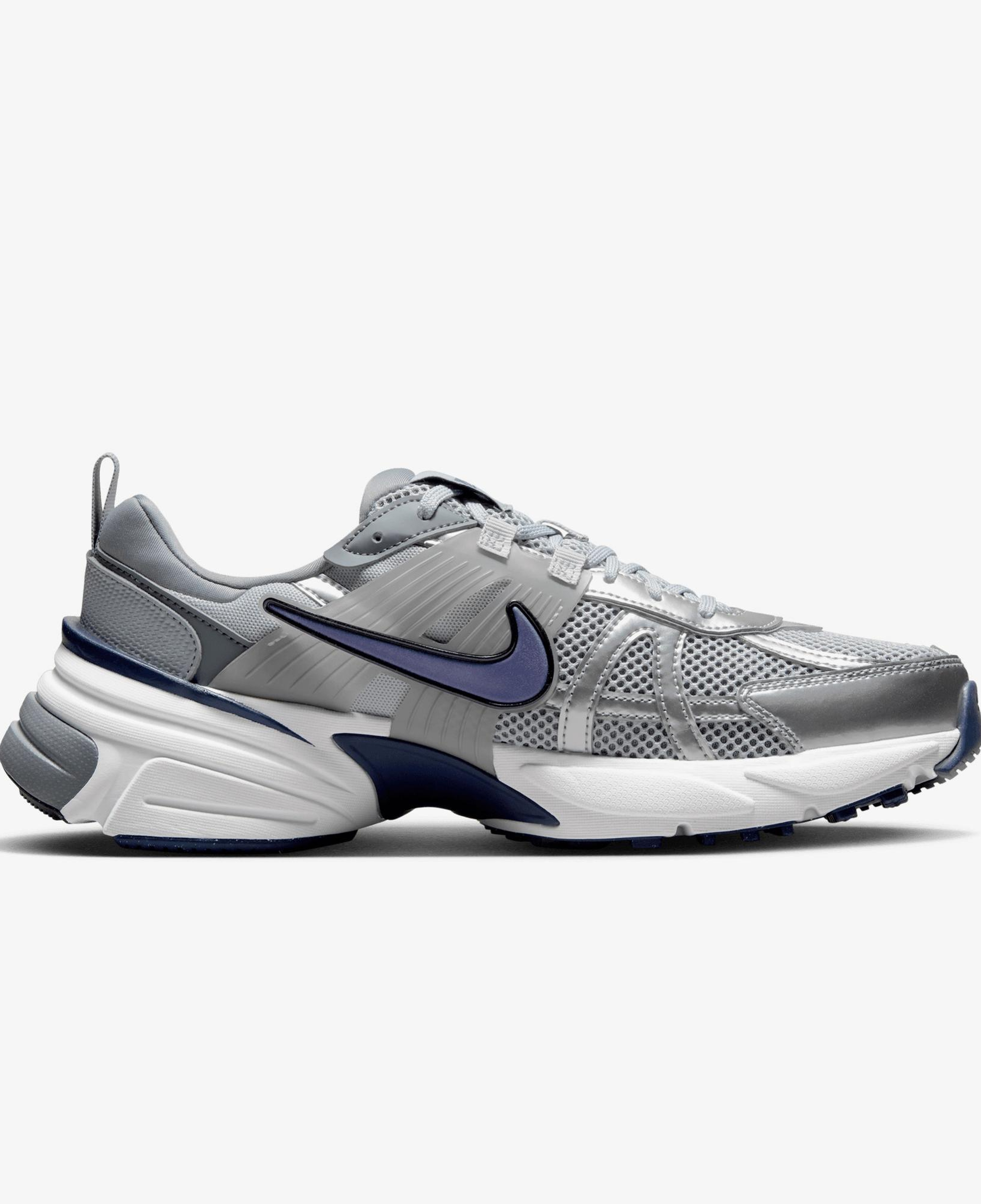 Nike V2K Run Erkek Gri Spor Ayakkabı