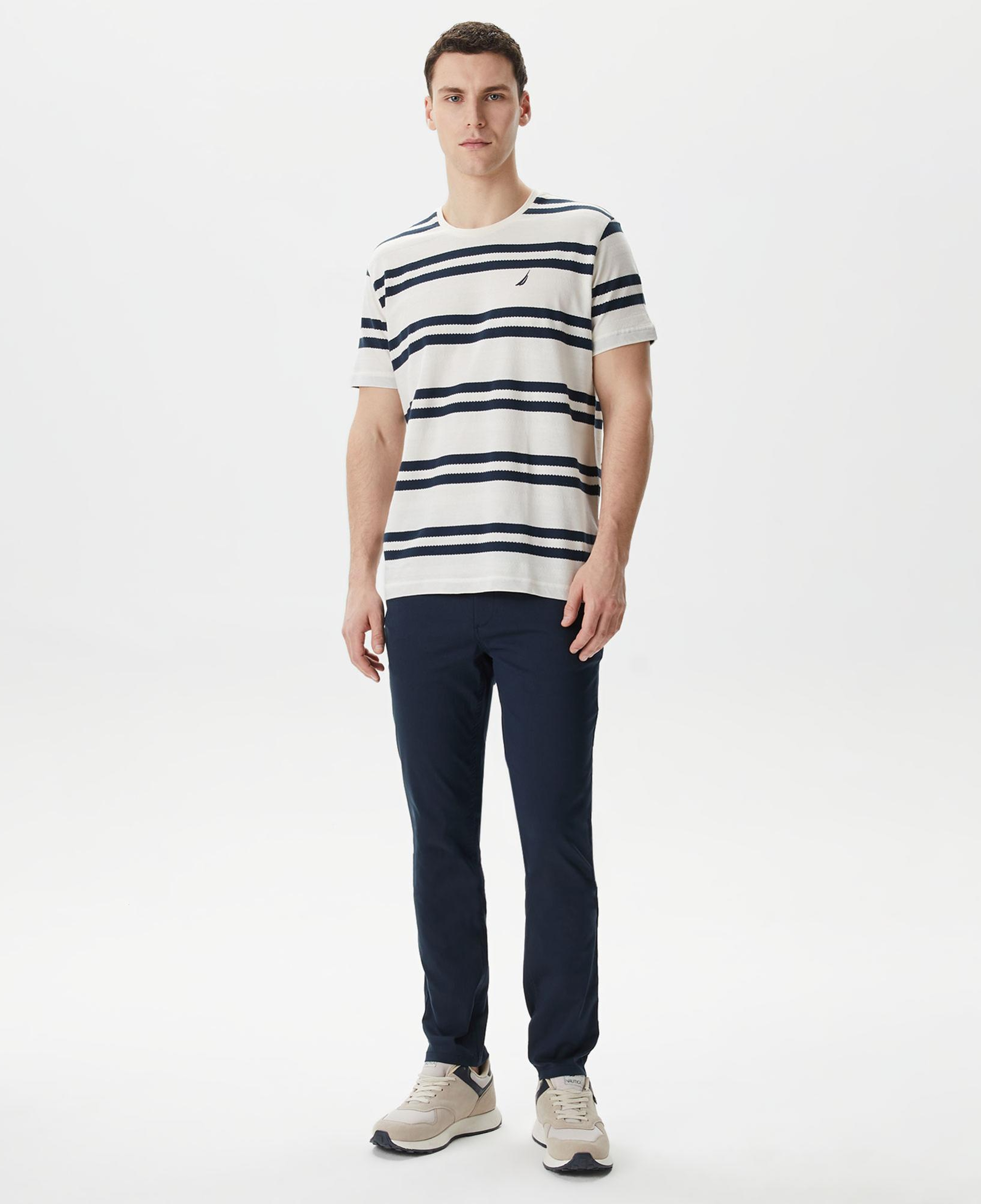 Nautica Erkek Beyaz Standart Fit Kısa Kollu Çizgili T-Shirt