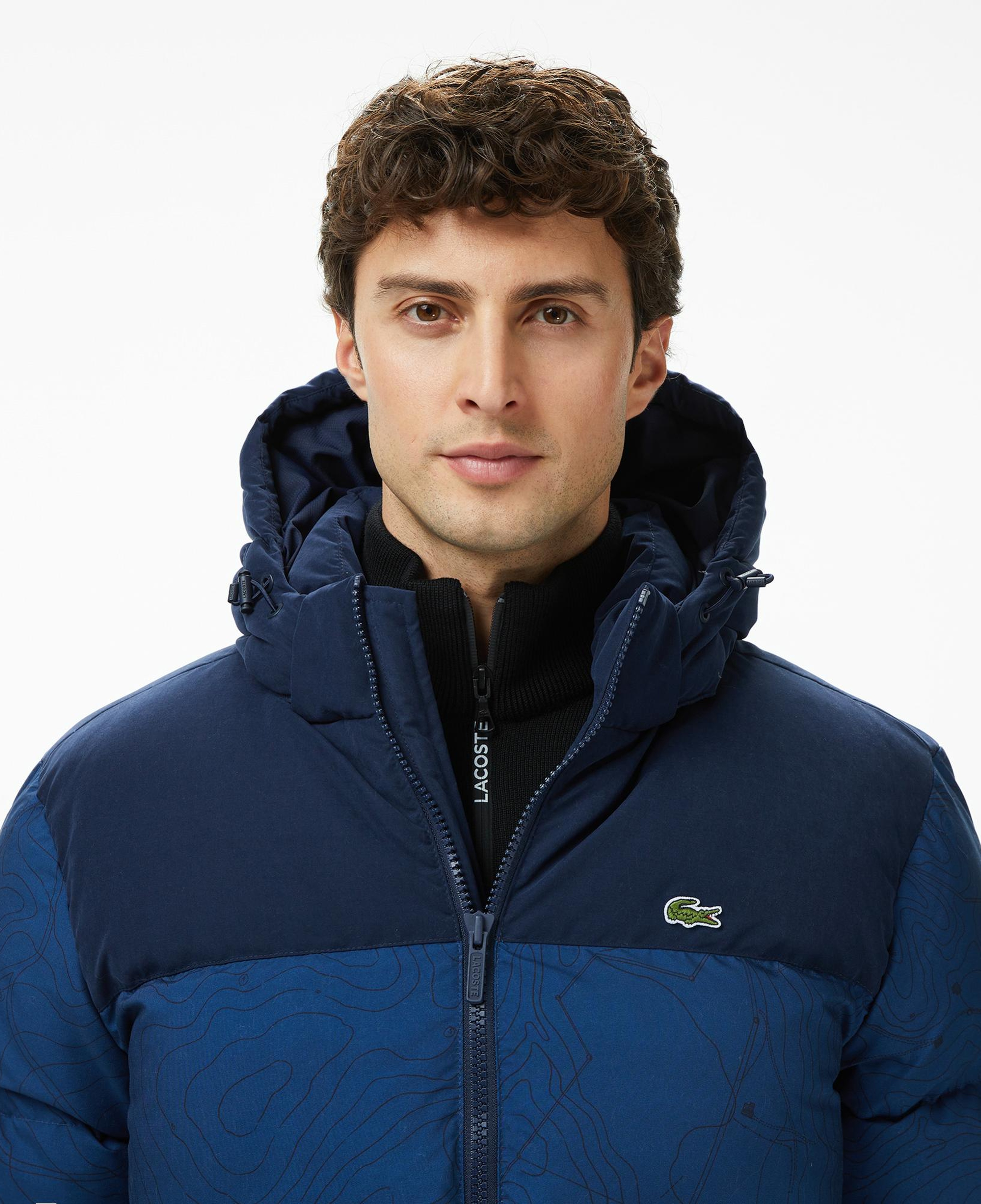 Lacoste Erkek Kapüşonlu Renk Bloklu Lacivert Mont