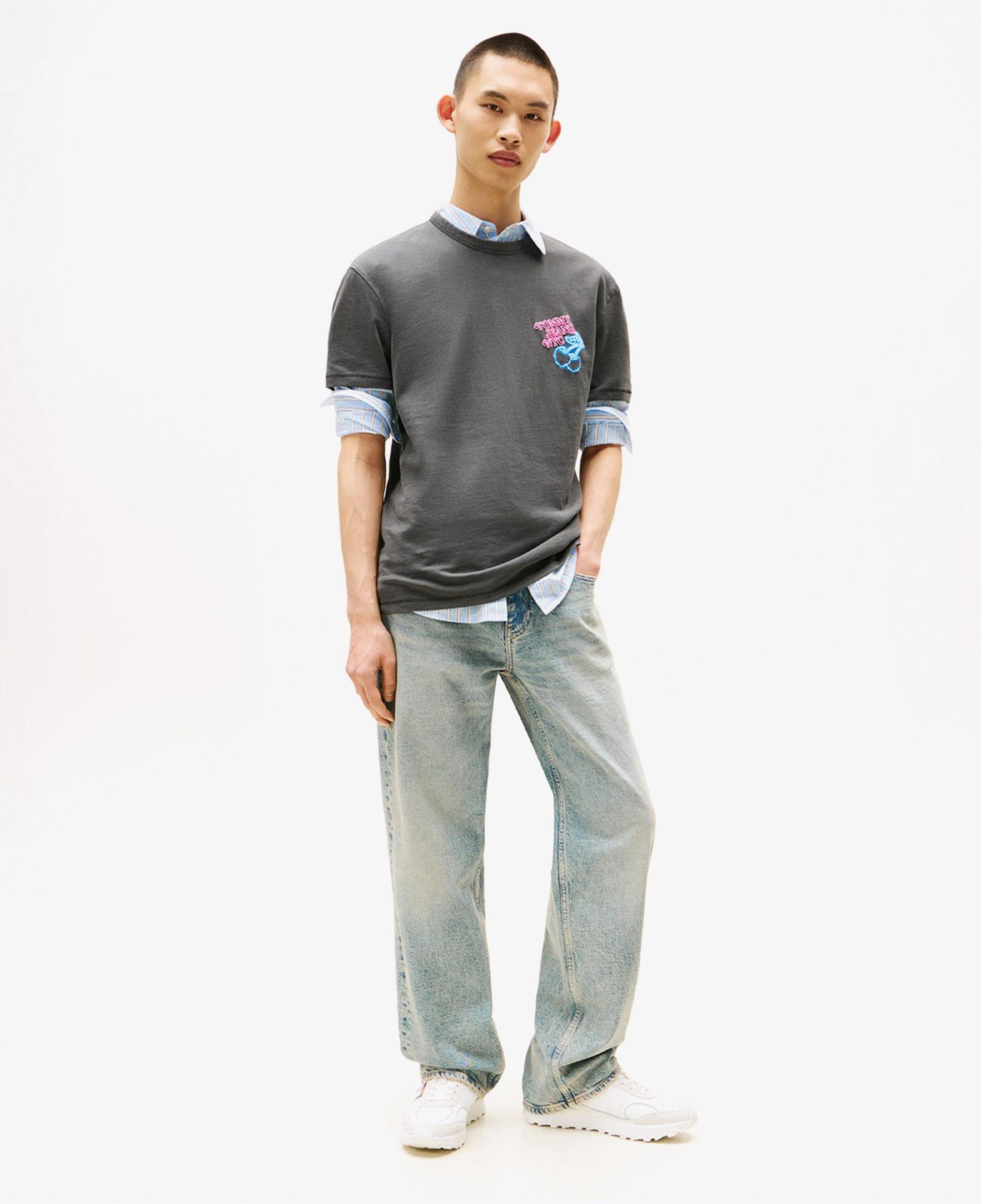 Tommy Hilfiger Back Graphic Crew Neck Erkek Gri T-Shirt