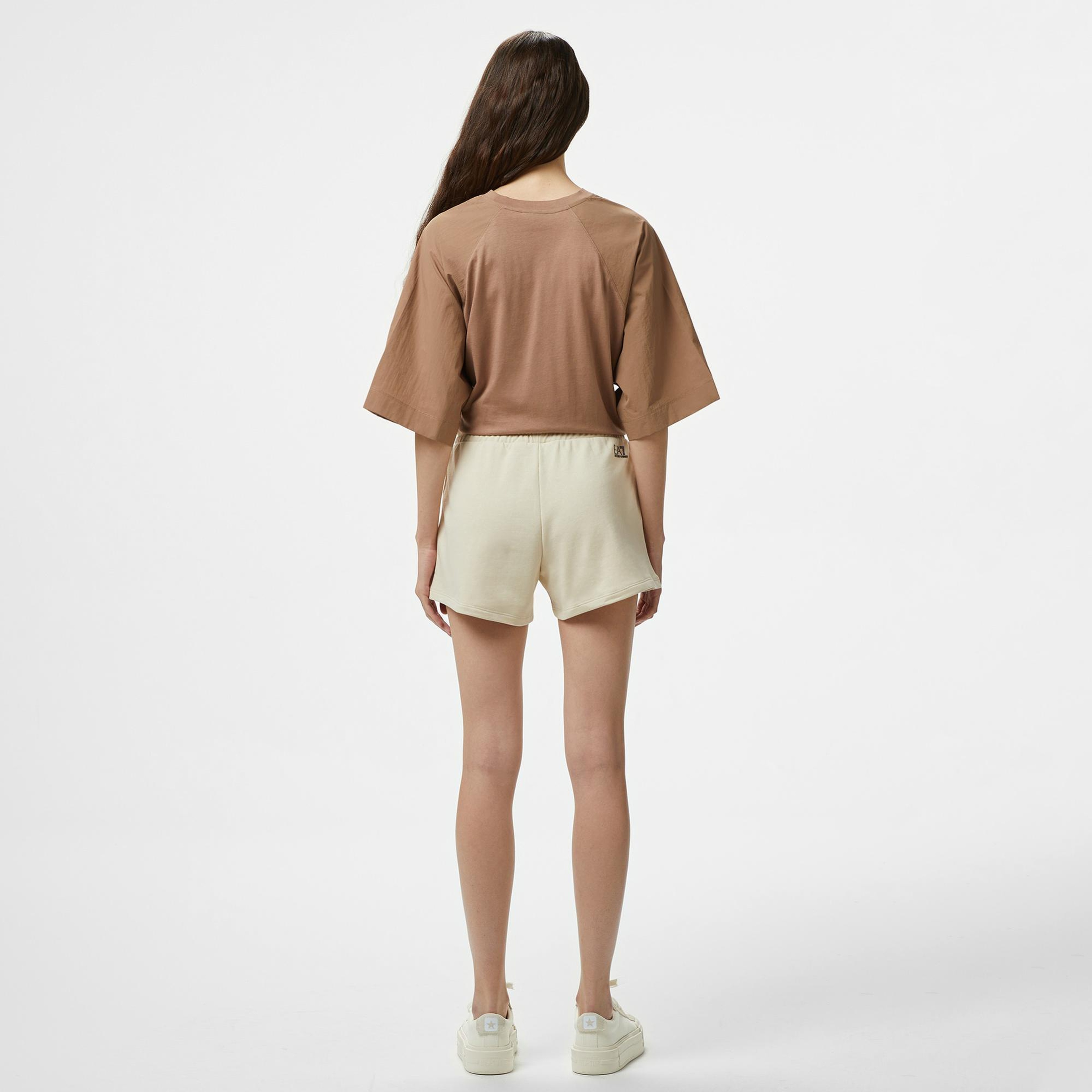 Emporio Armani Kadın Bej Şort