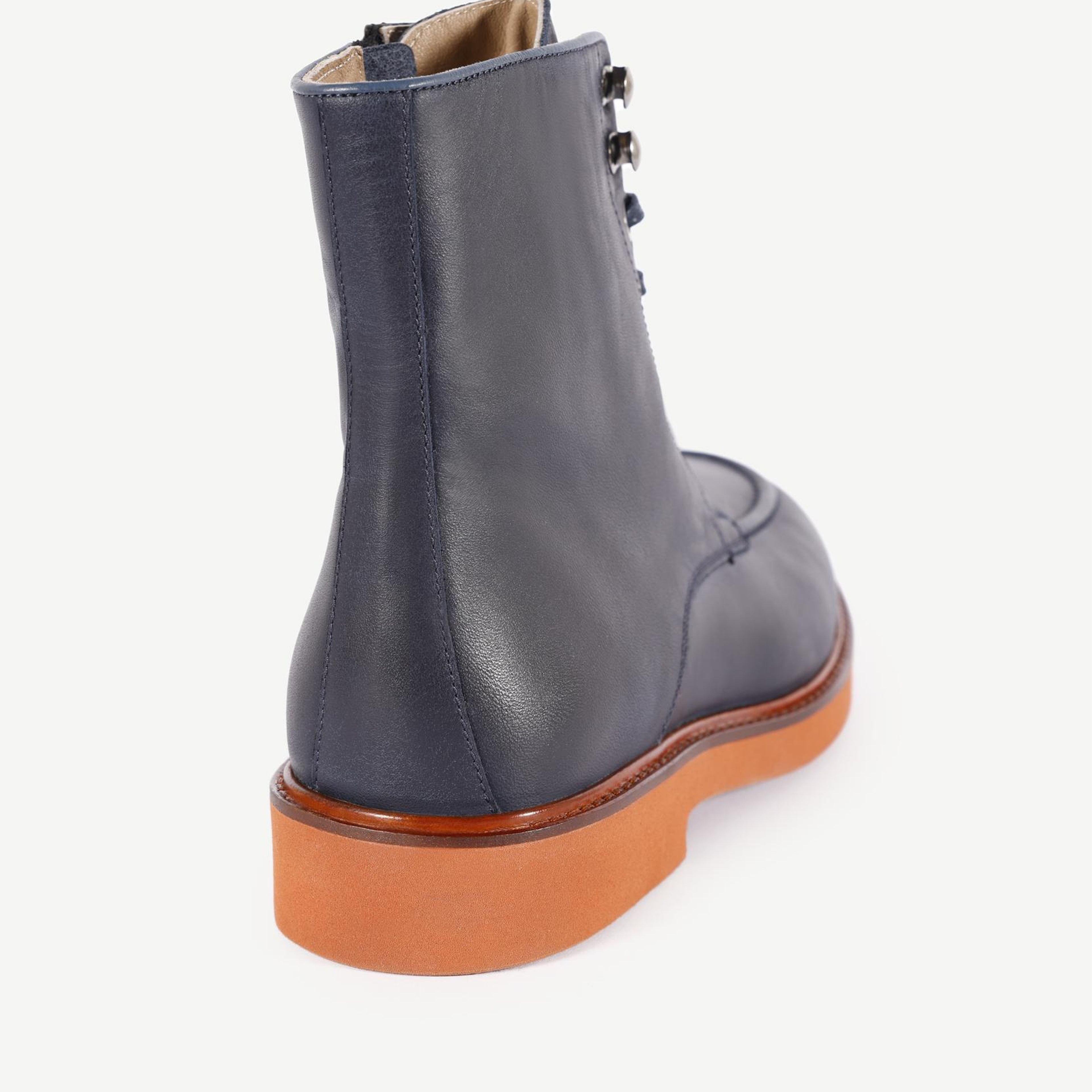 YARGICI Renkli Tabanlı Bağcıklı Bot