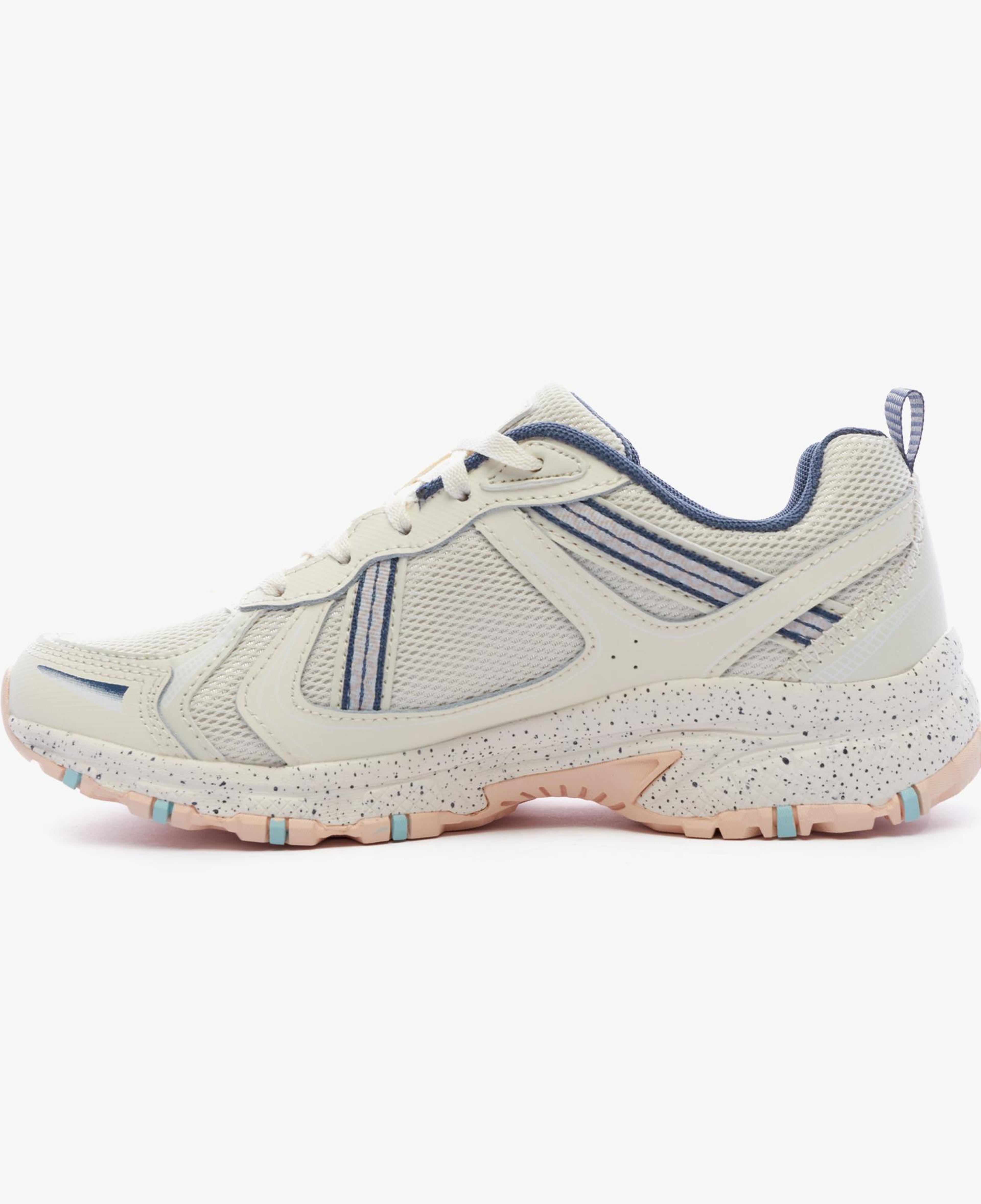 Skechers Hillcrest - Vast Adventure Kadın Krem Spor Ayakkabı