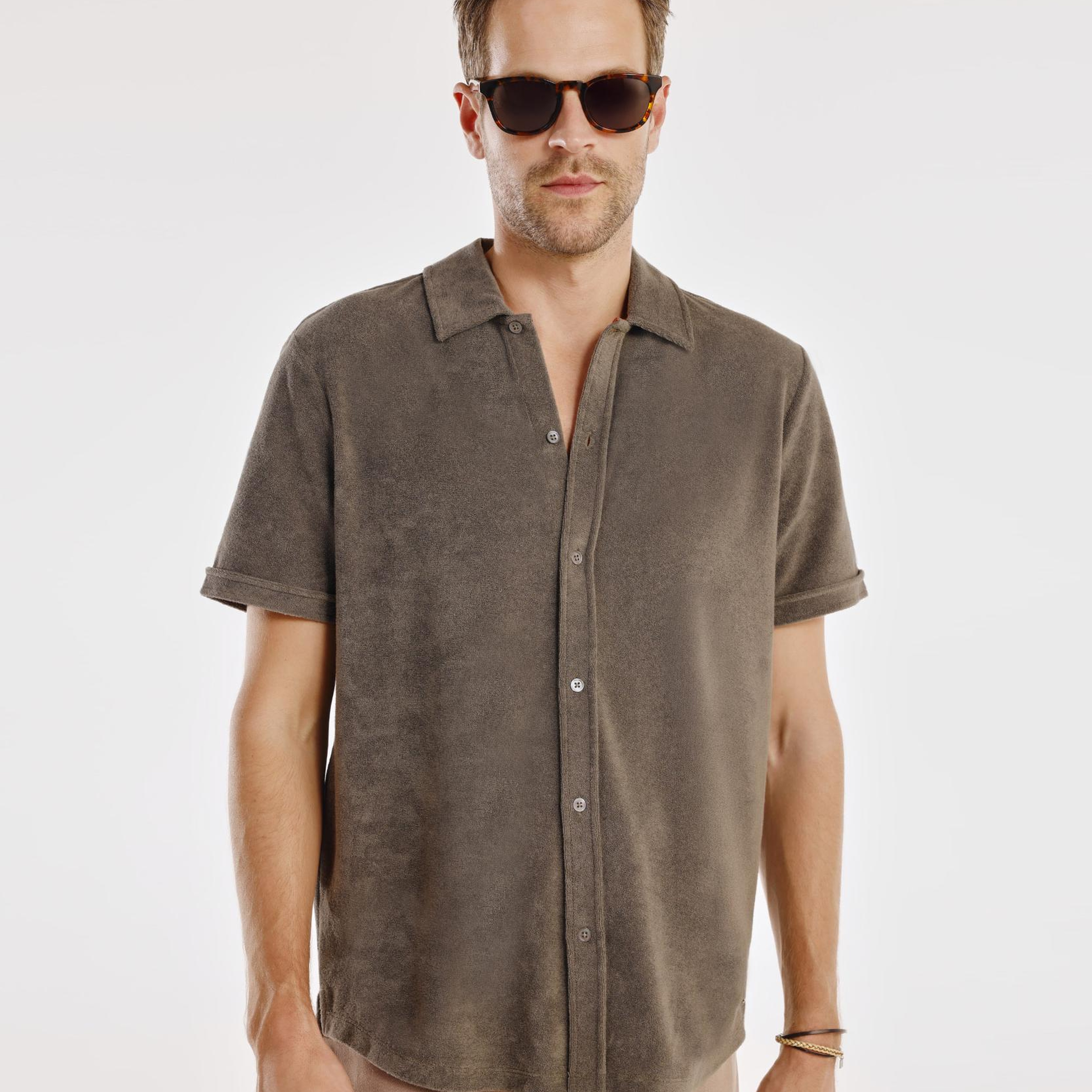 YARGICI Kısa Kol Düğmeli Gömlek