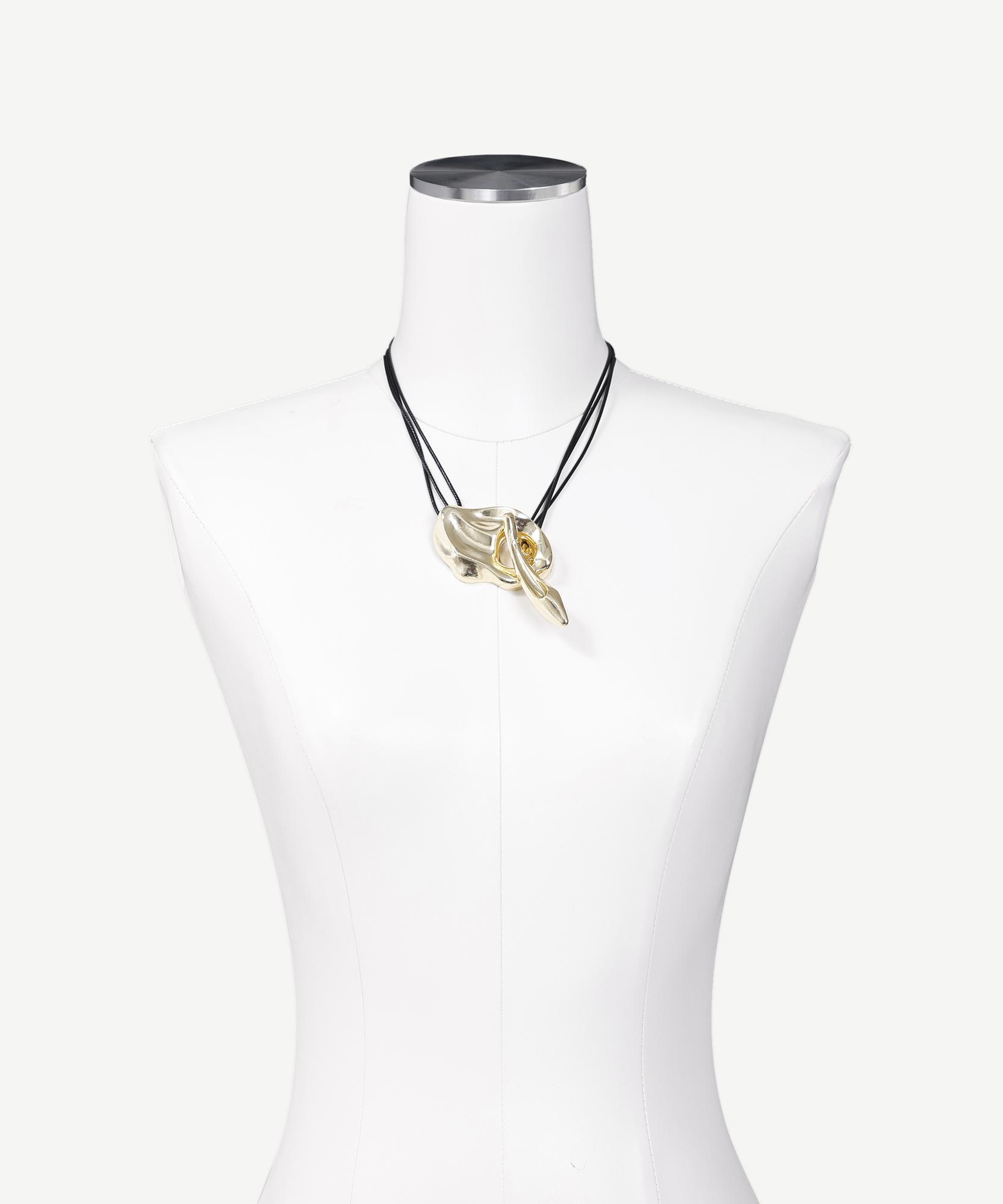 YARGICI Metal Aksesuarlın İp Kolye