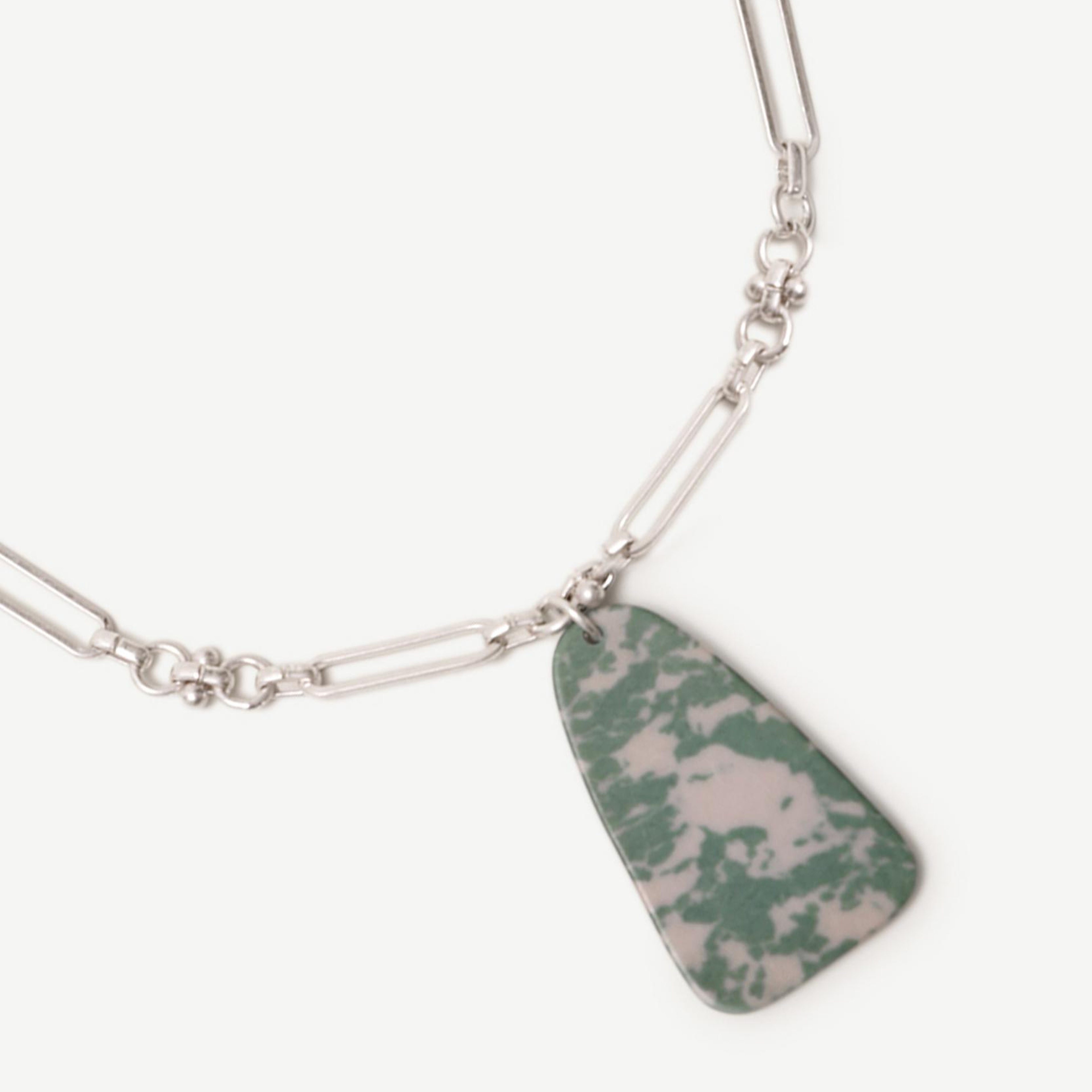 YARGICI Uç Detaylı Zincir Kolye