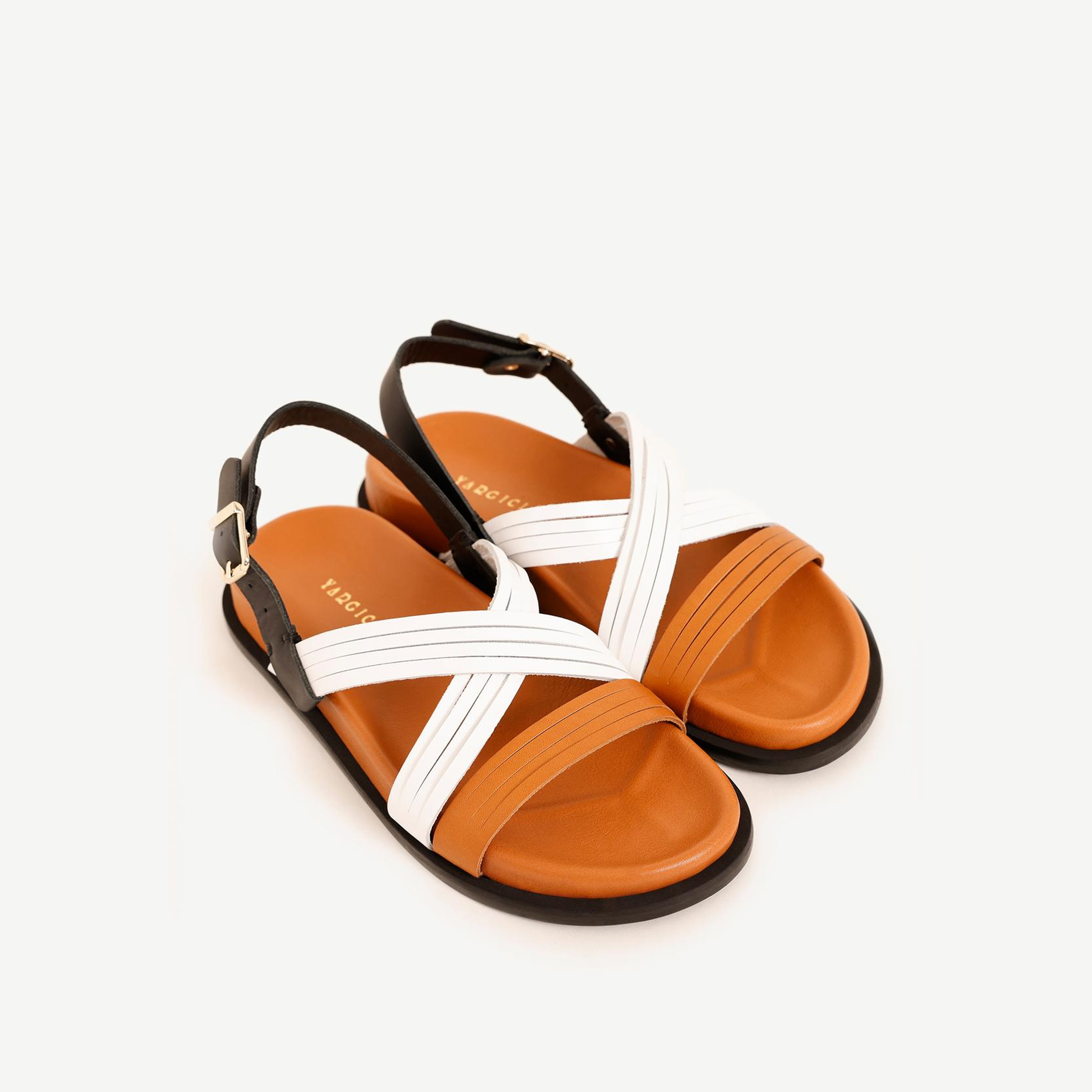 YARGICI Çapraz Bantlı Deri Sandalet