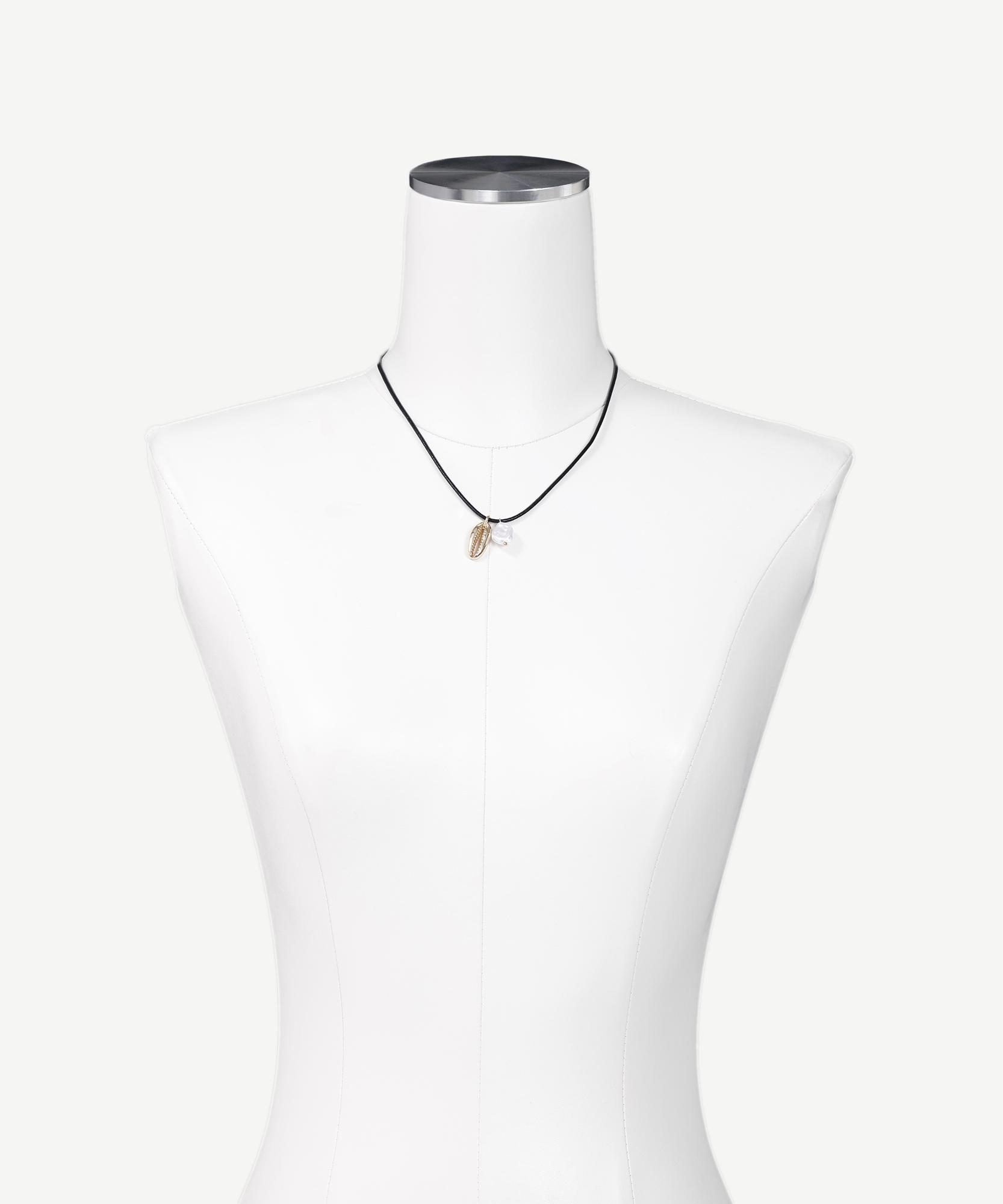 YARGICI Uç Ve Kapama Detaylı Kolye