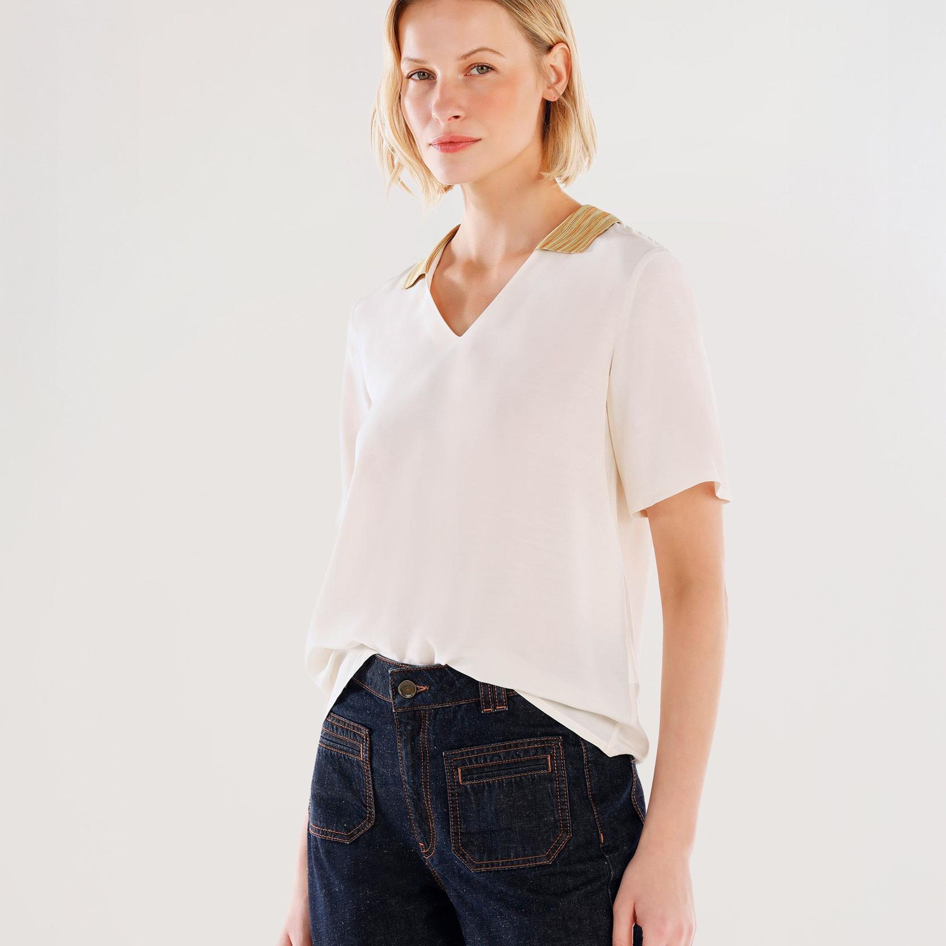 YARGICI Triko Yakalı Kısa Kollu Bluz