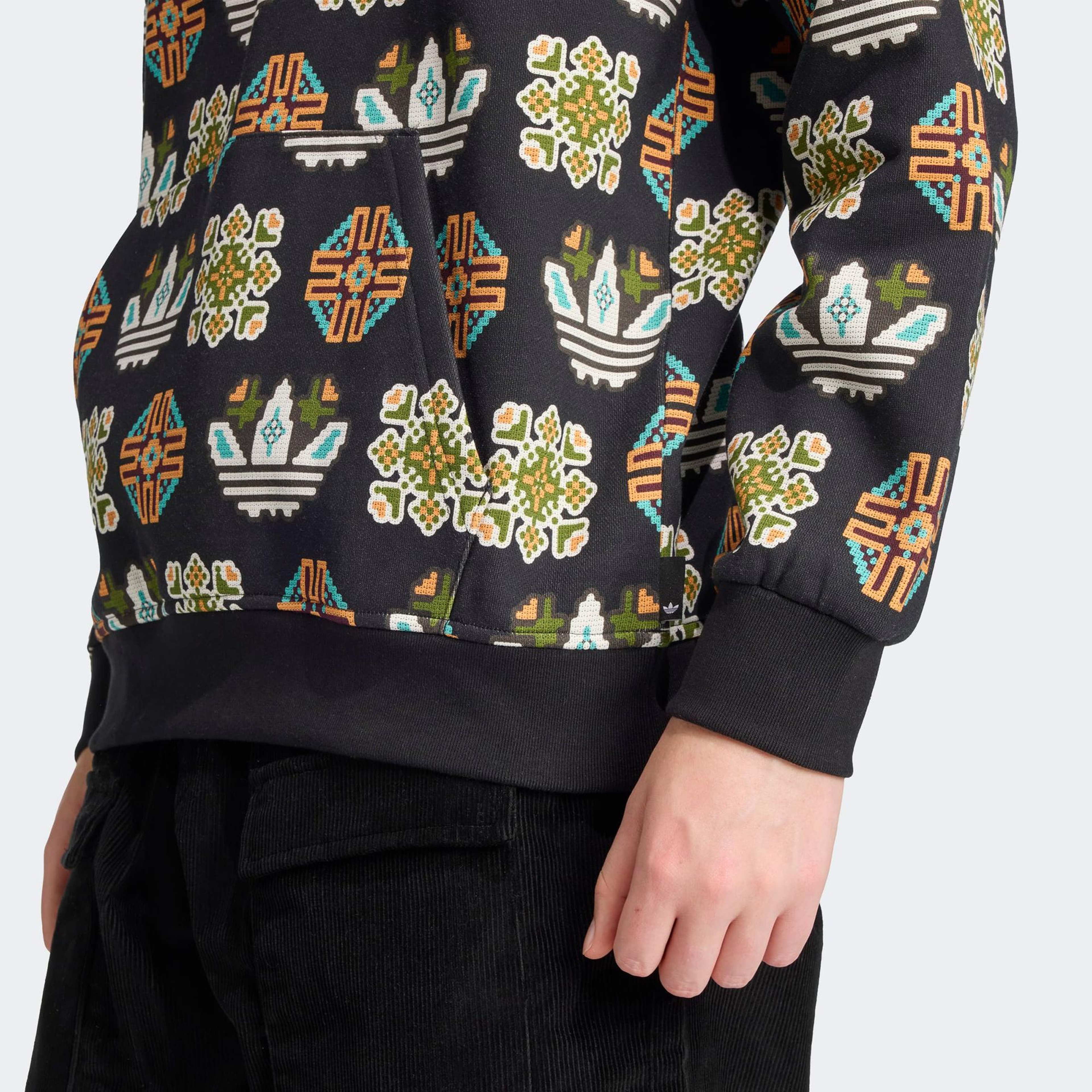adidas Graphic Lo Hd Erkek Siyah Sweatshirt