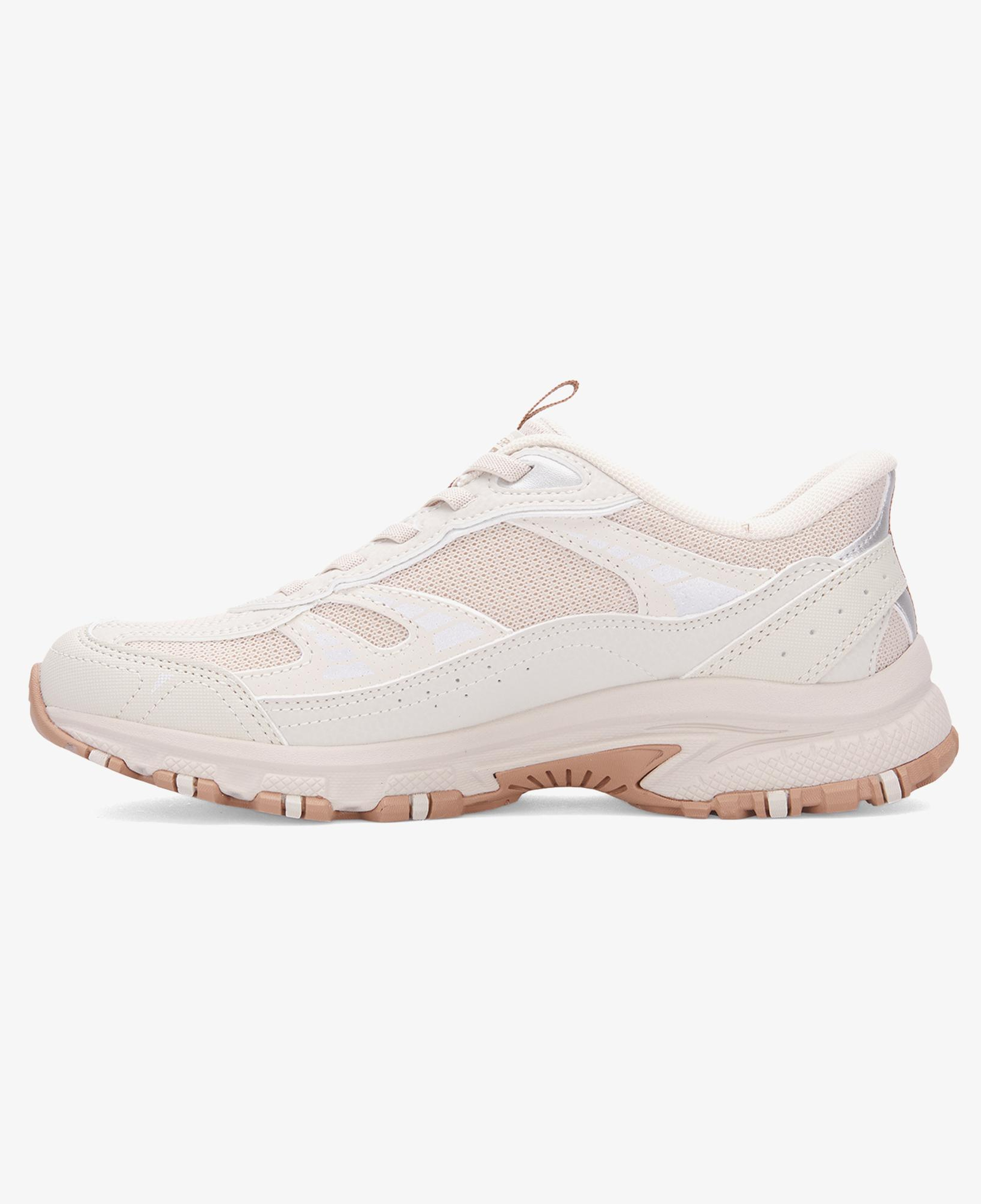 Skechers Hillcrest Kadın Bej Outdoor Ayakkabı