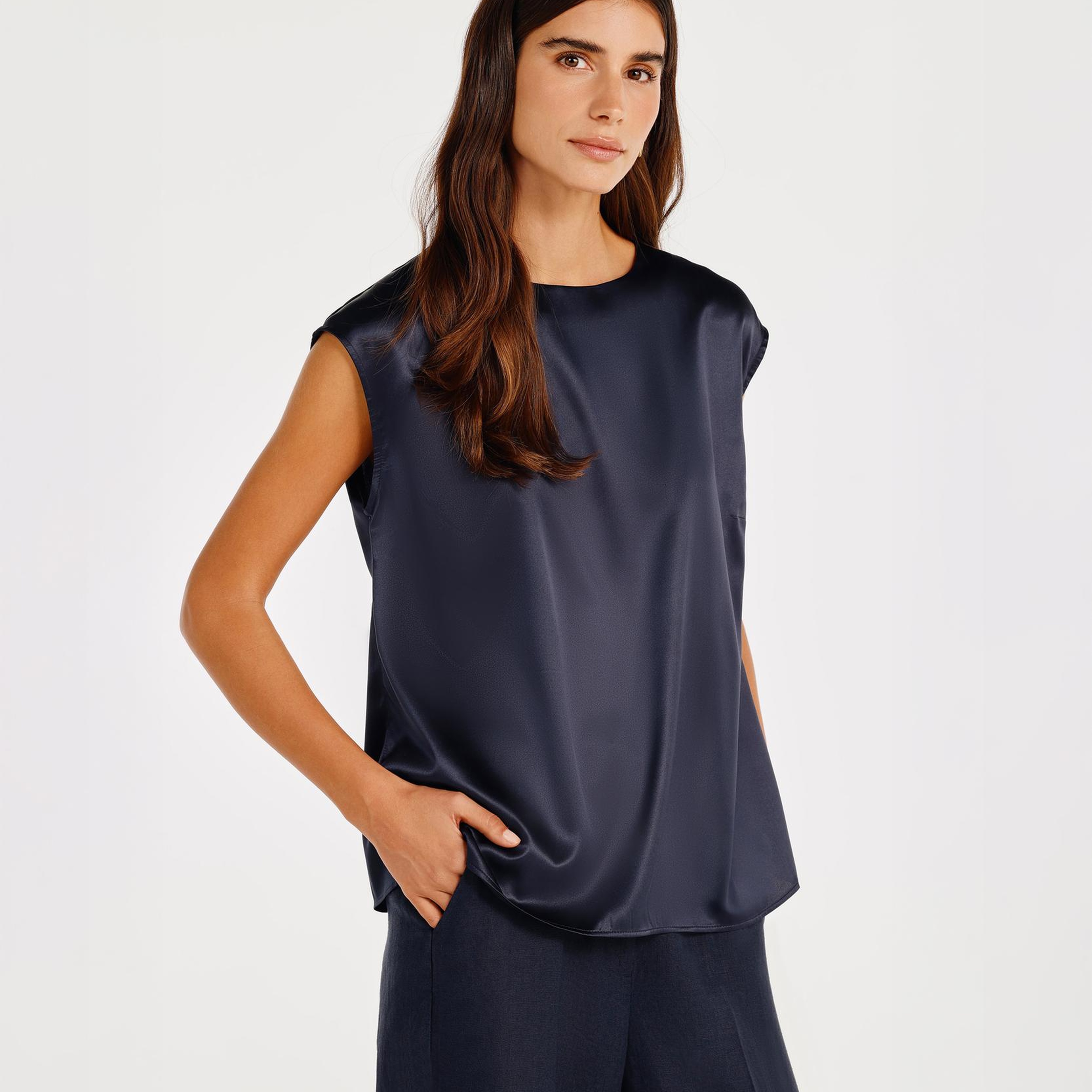 YARGICI Kayık Yakalı Kolsuz Bluz