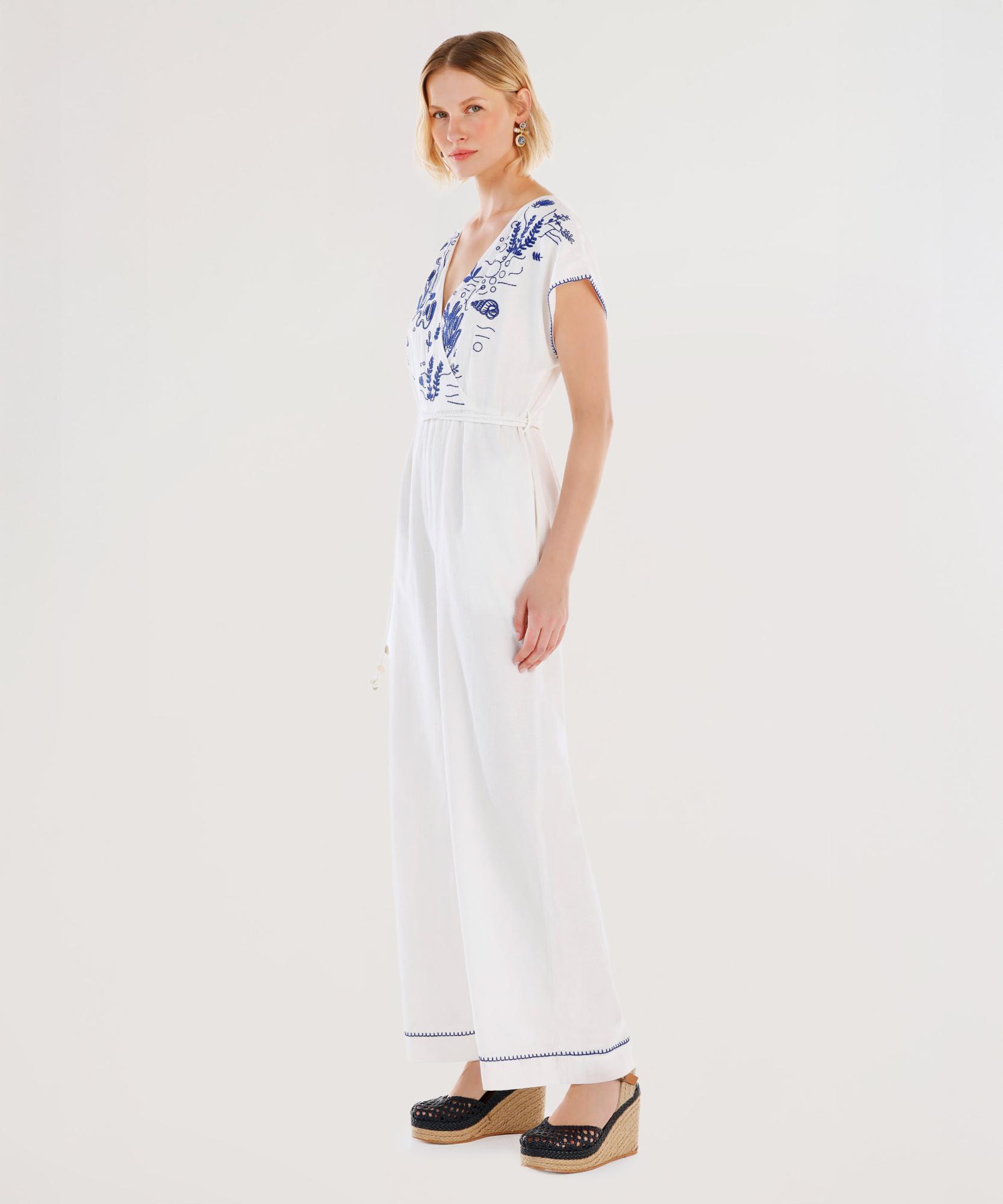 YARGICI Nakış Detaylı Kemerli Kısa Kollu Tulum