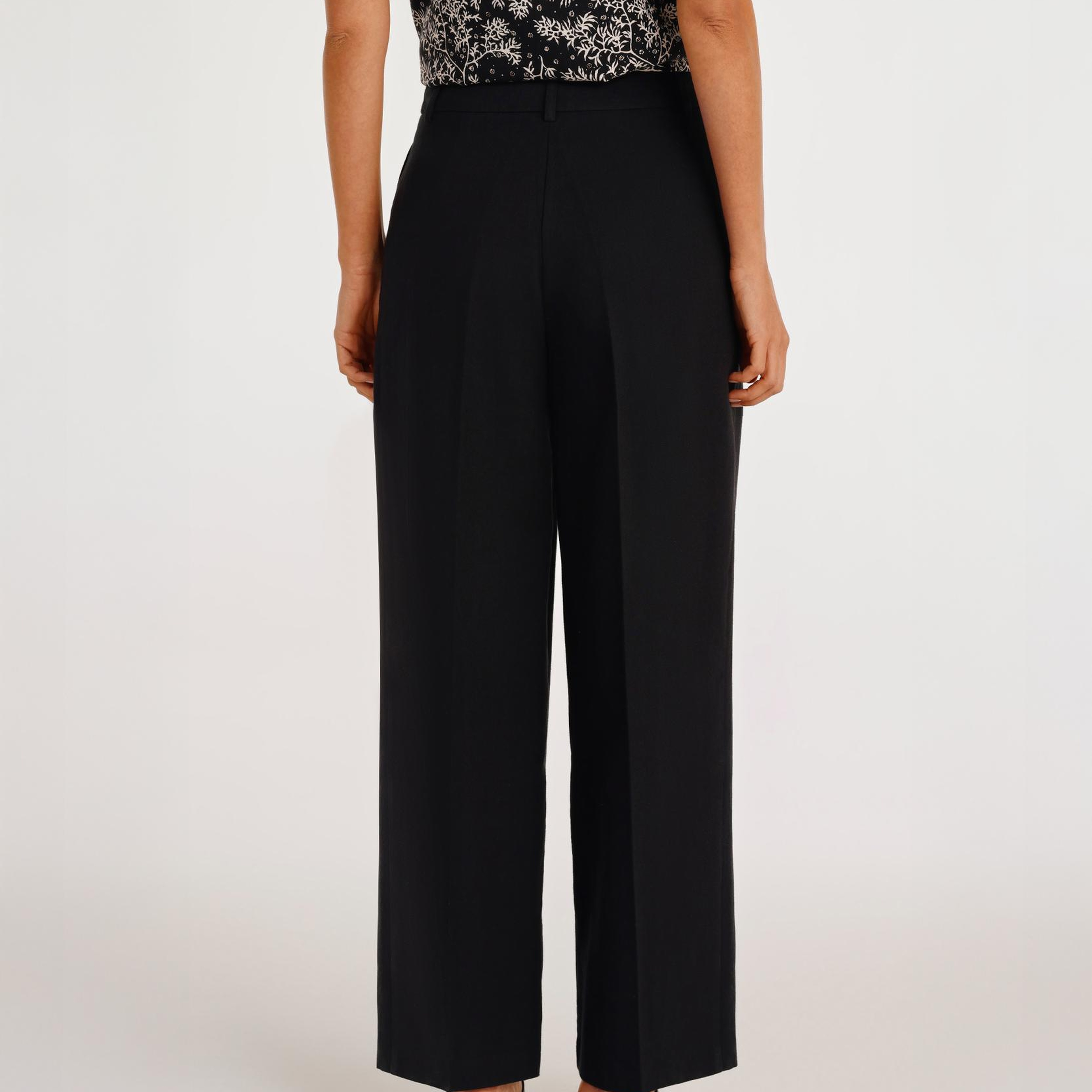 YARGICI Rahat Kalıp Önü Kancalı Pantolon