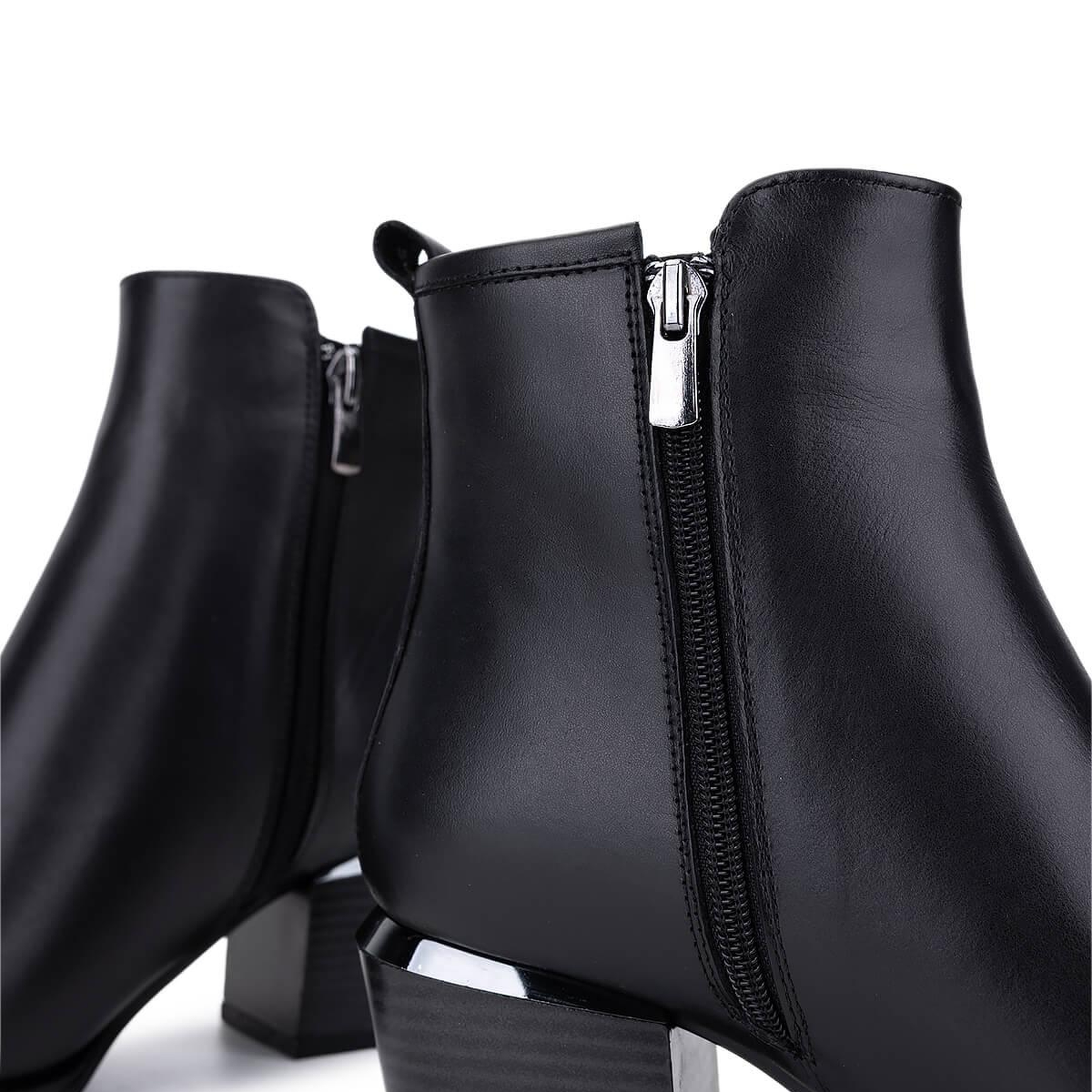 Tamer Tanca Kadın Siyah Deri Topuklu Bot