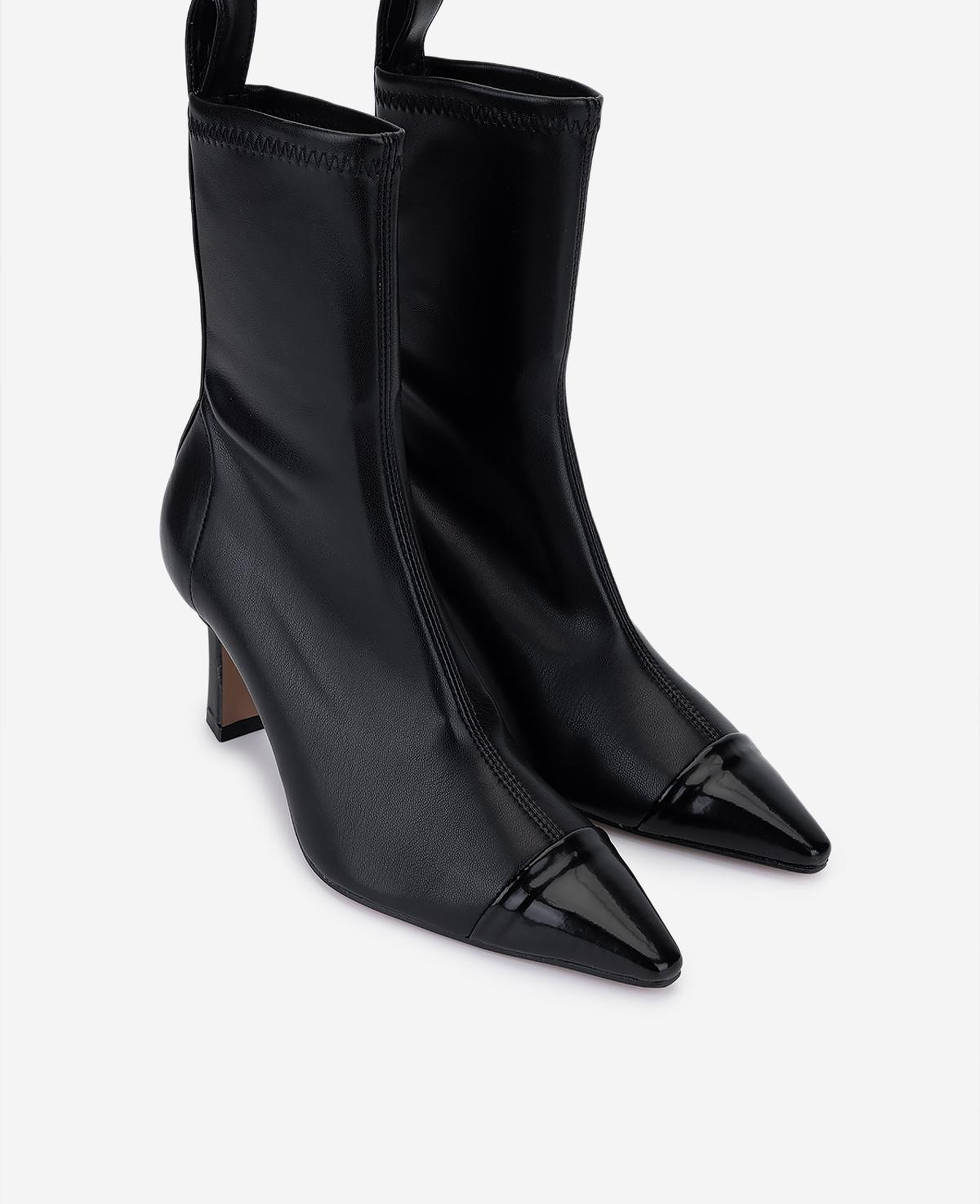 Valmenti Kadın Hakiki Deri Siyah Topuklu Bot