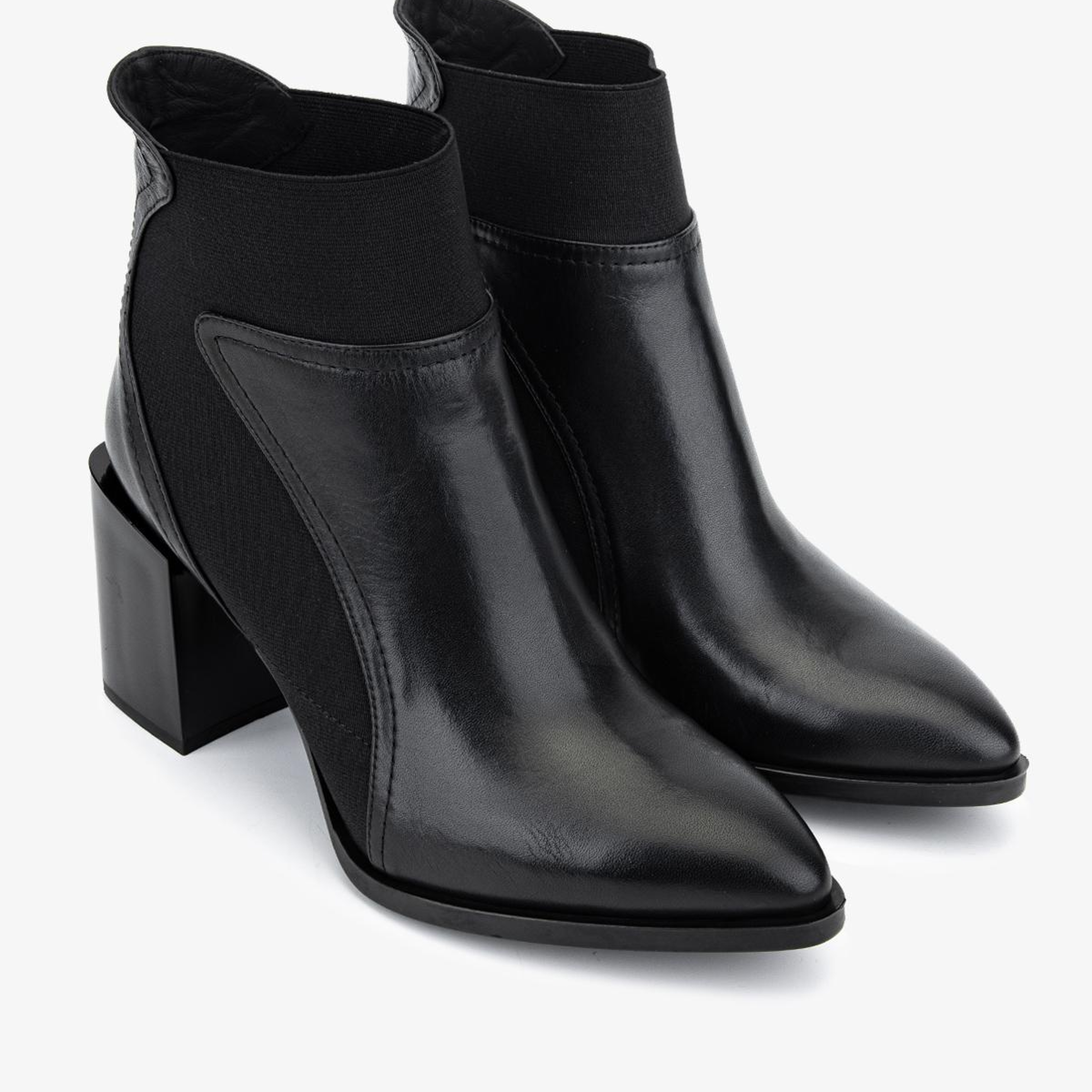 Valmenti Kadın Hakiki Deri Siyah Topuklu Bot