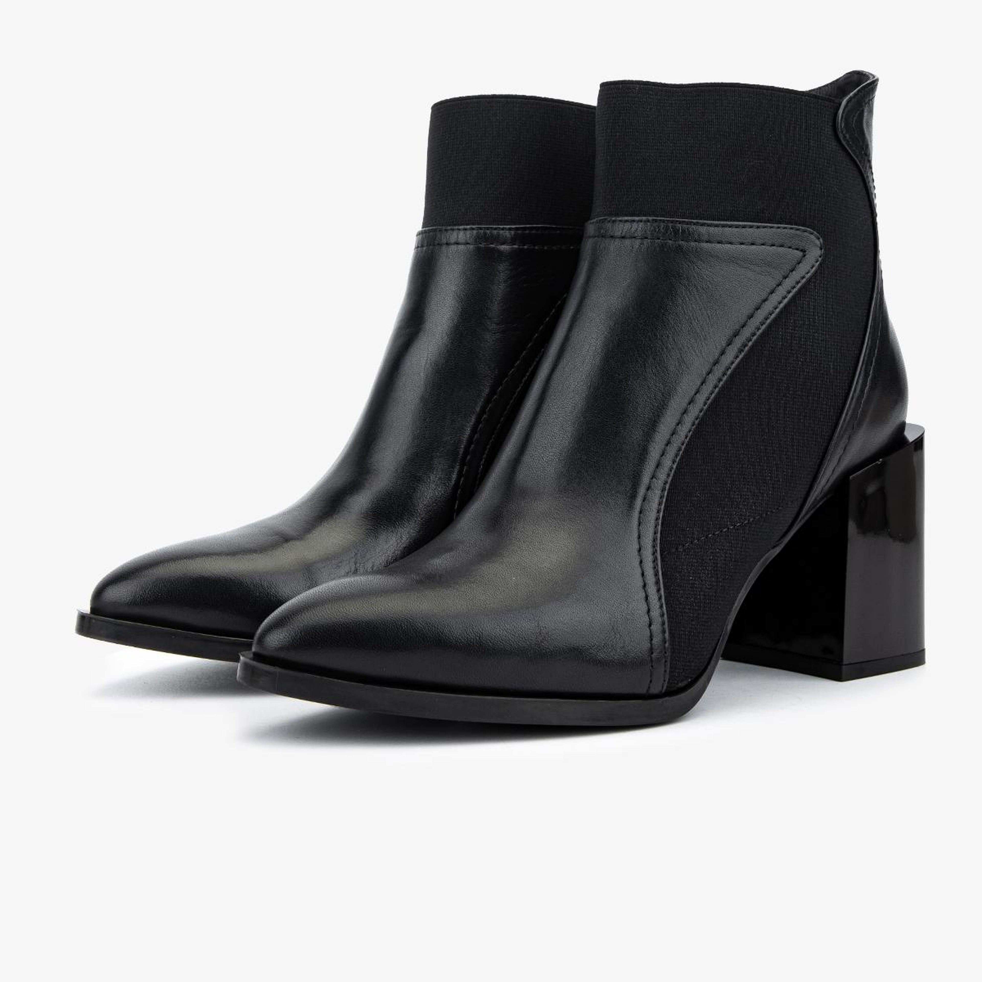 Valmenti Kadın Hakiki Deri Siyah Topuklu Bot