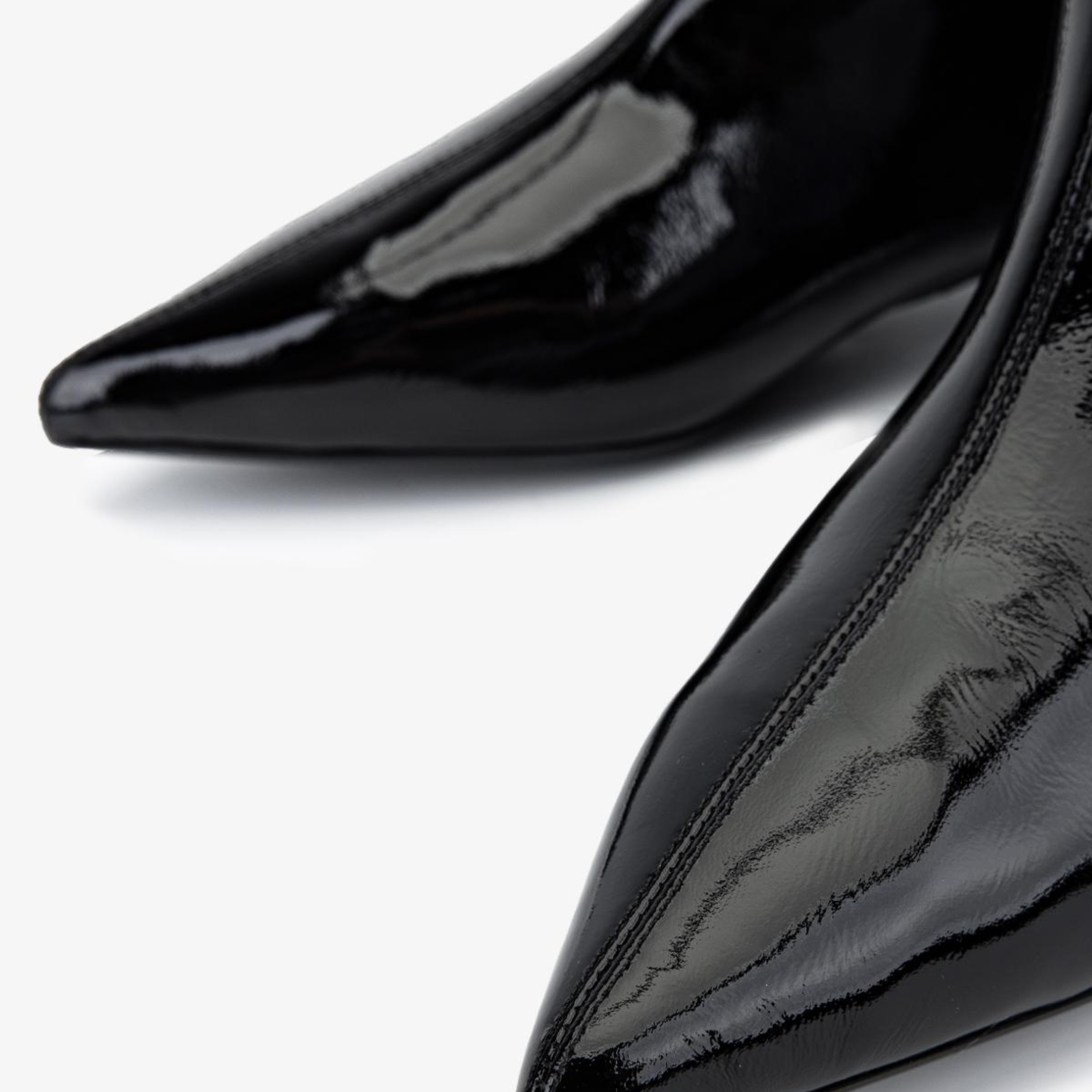 Valmenti Kadın Hakiki Deri Siyah Rugan Topuklu Bot