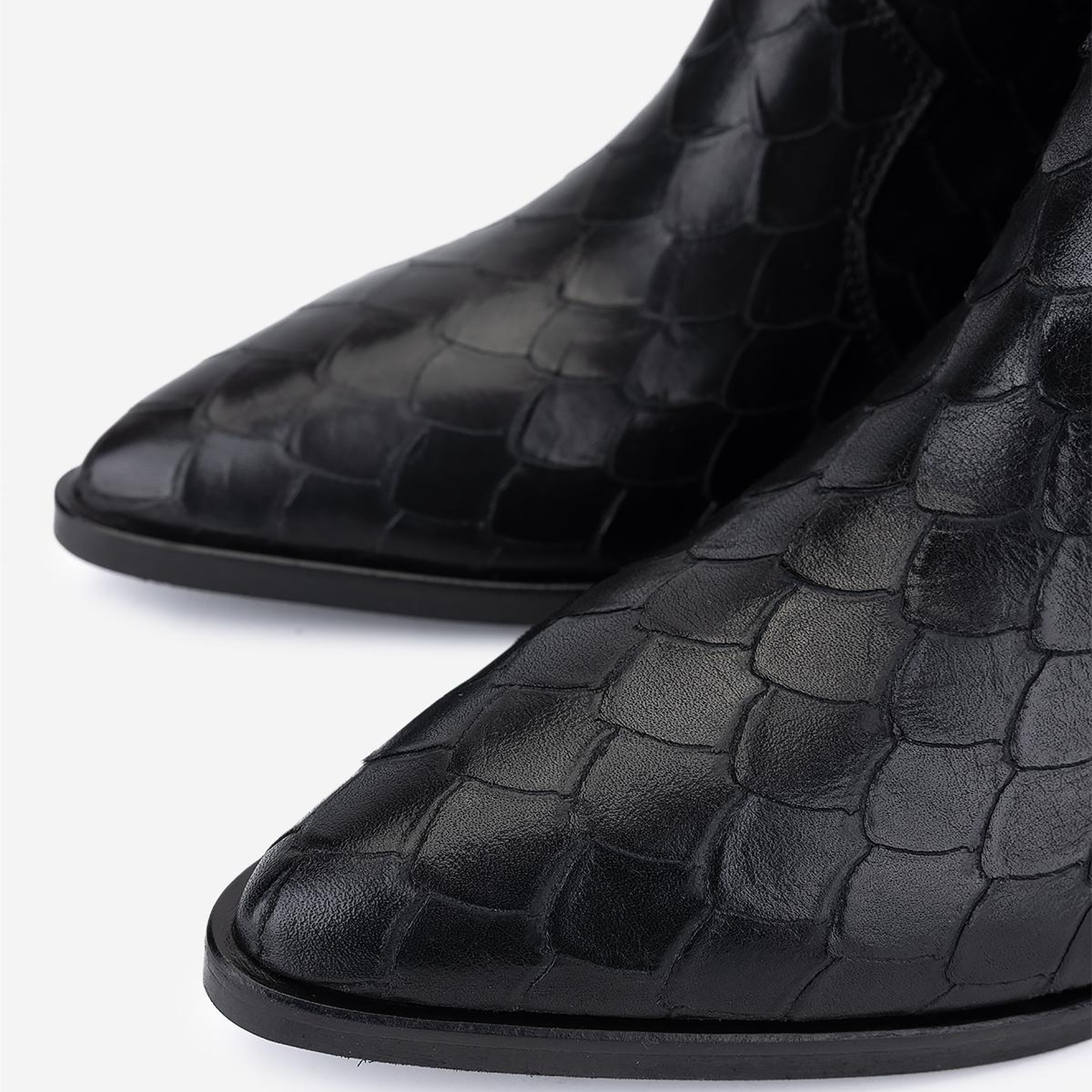 Valmenti Kadın Hakiki Deri Siyah Topuklu Bot