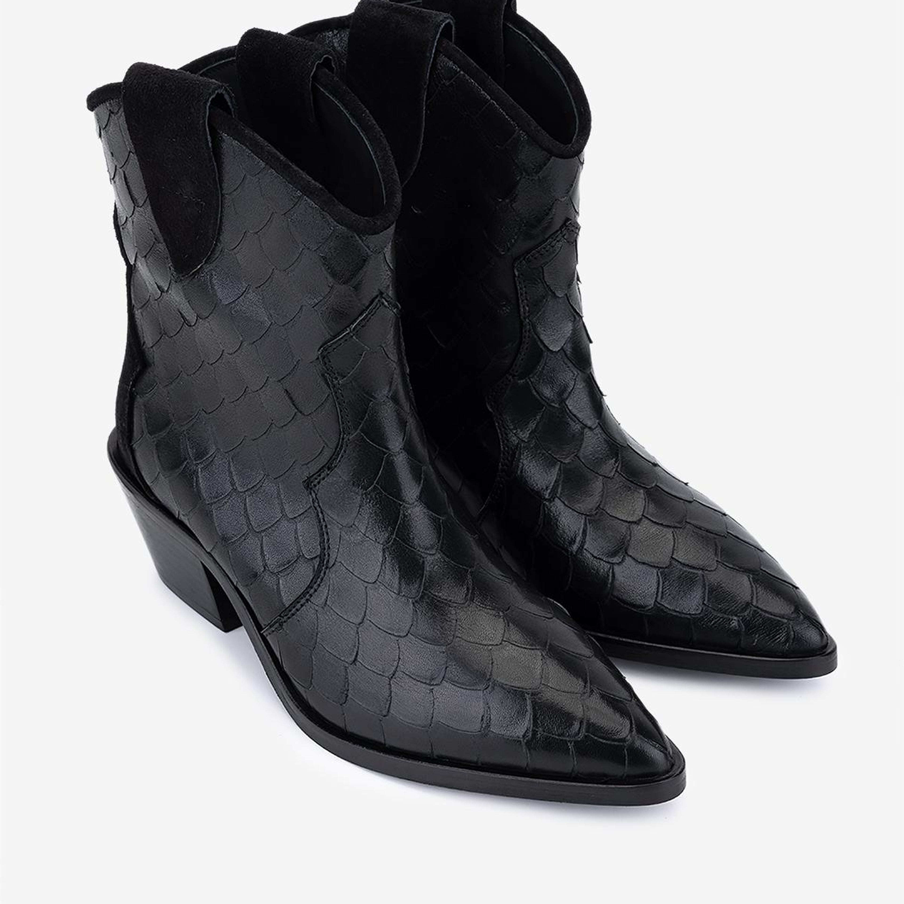 Valmenti Kadın Hakiki Deri Siyah Topuklu Bot