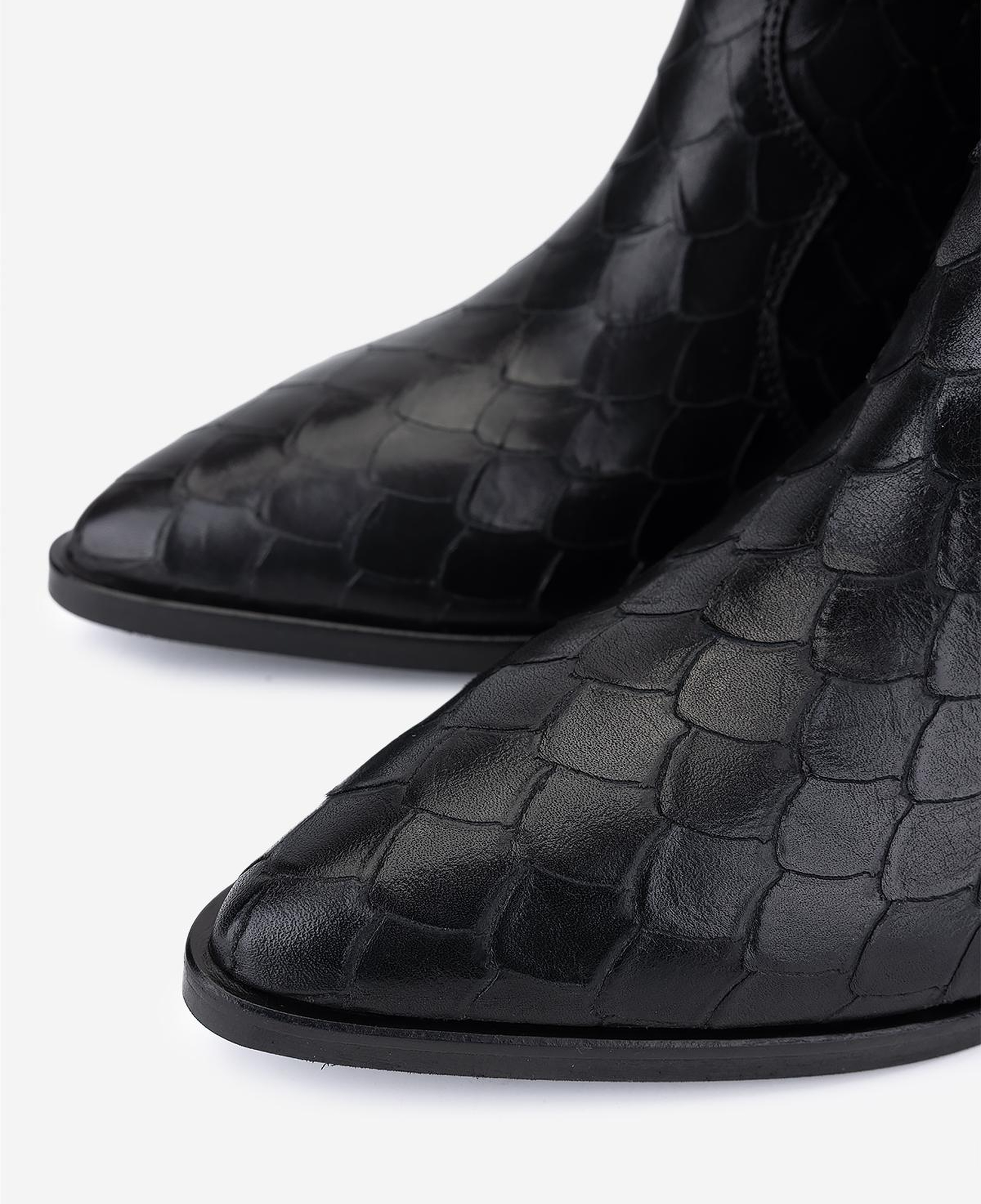 Valmenti Kadın Hakiki Deri Siyah Topuklu Bot