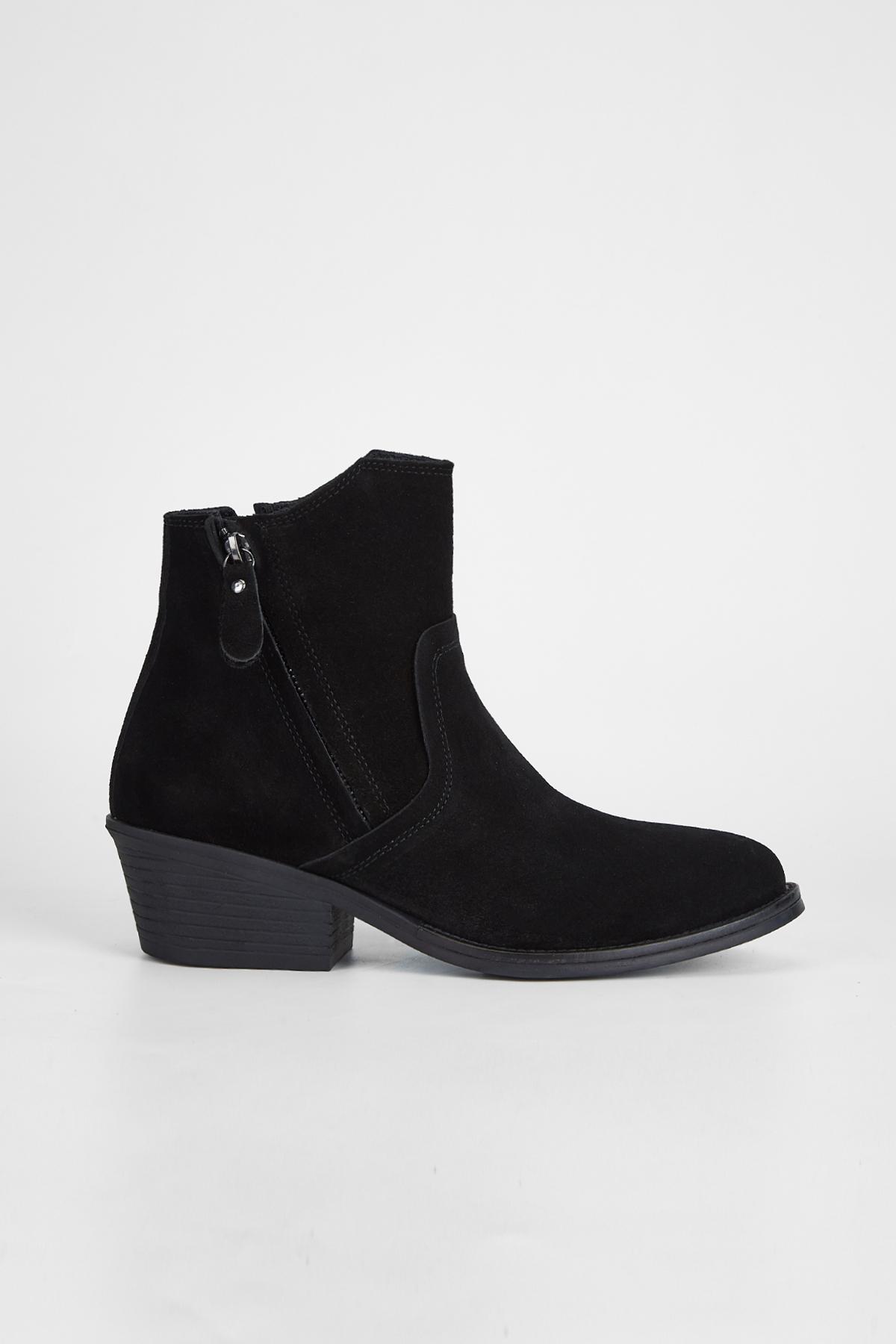 Valmenti Kadın Hakiki Deri Siyah Süet Topuklu Bot