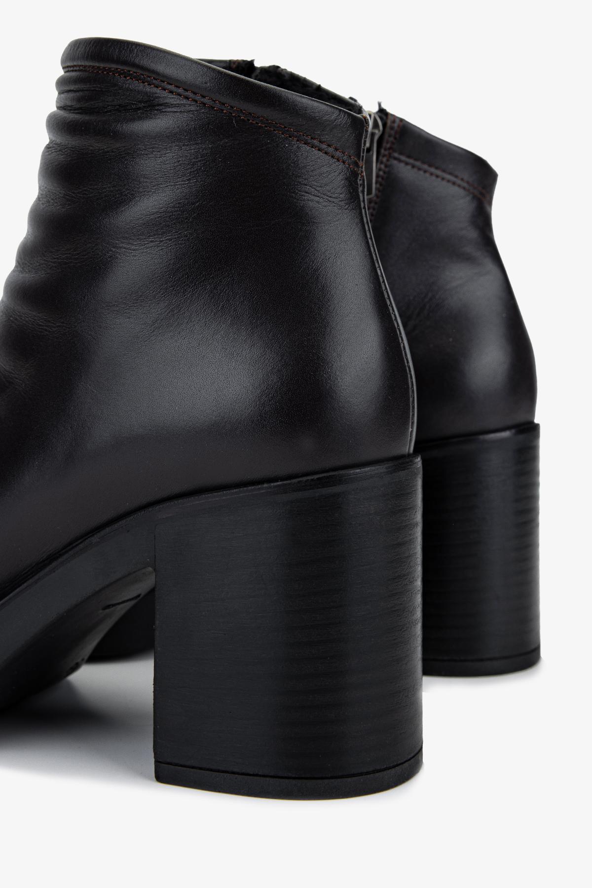 Valmenti Kadın Hakiki Deri Kahverengi Topuklu Bot