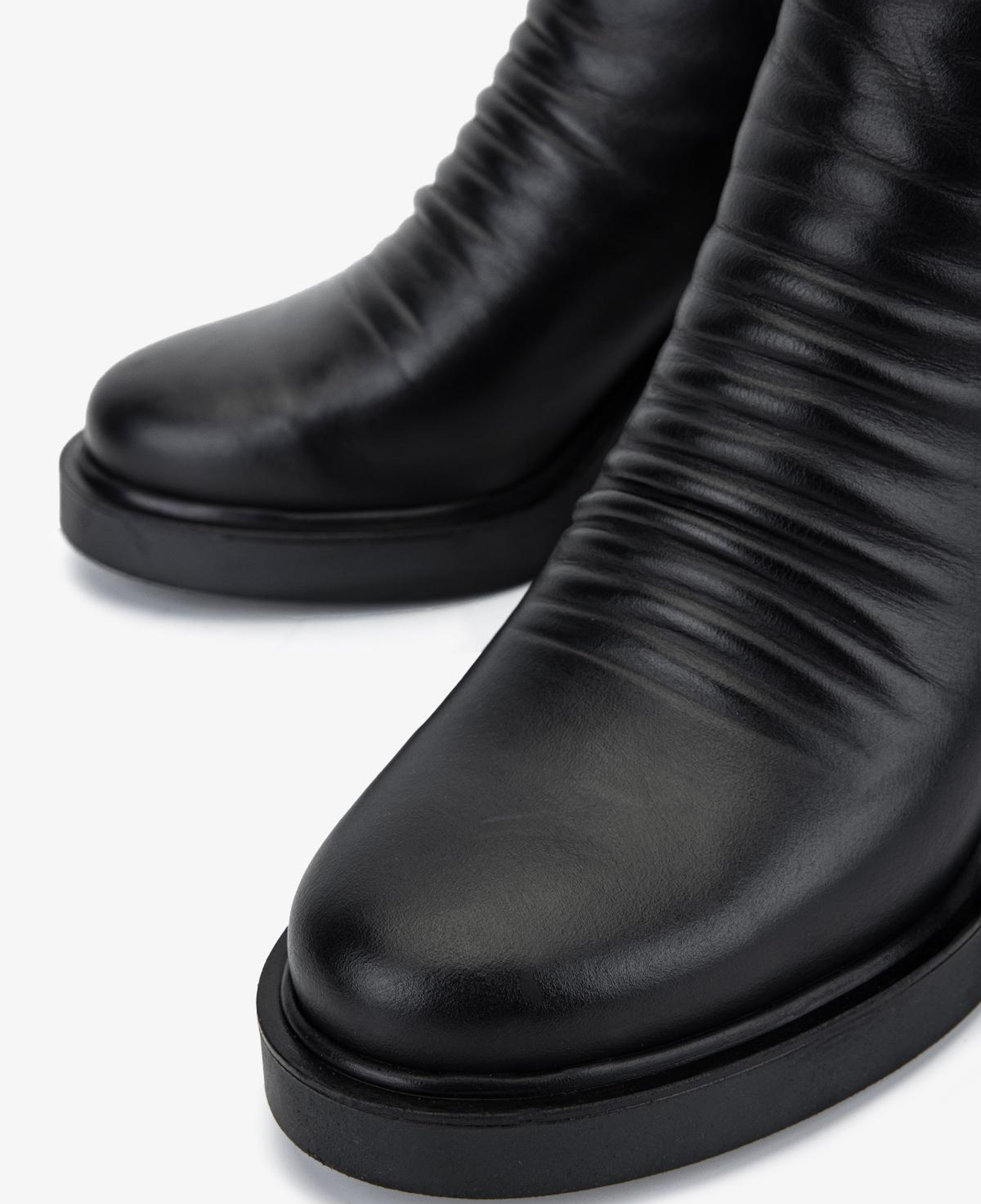 Valmenti Kadın Hakiki Deri Siyah Topuklu Bot