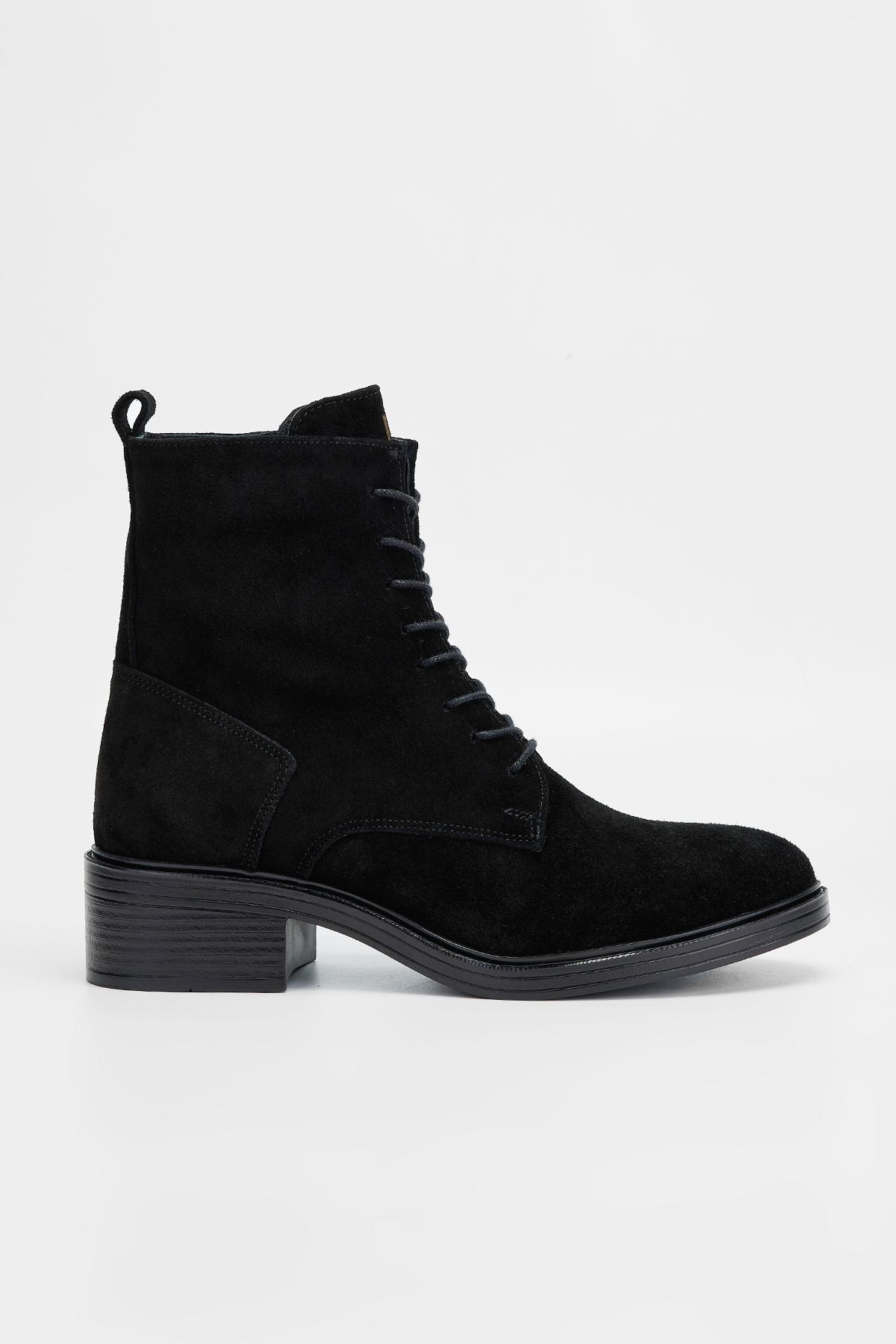 Valmenti Kadın Hakiki Deri Siyah Süet Topuklu Bot