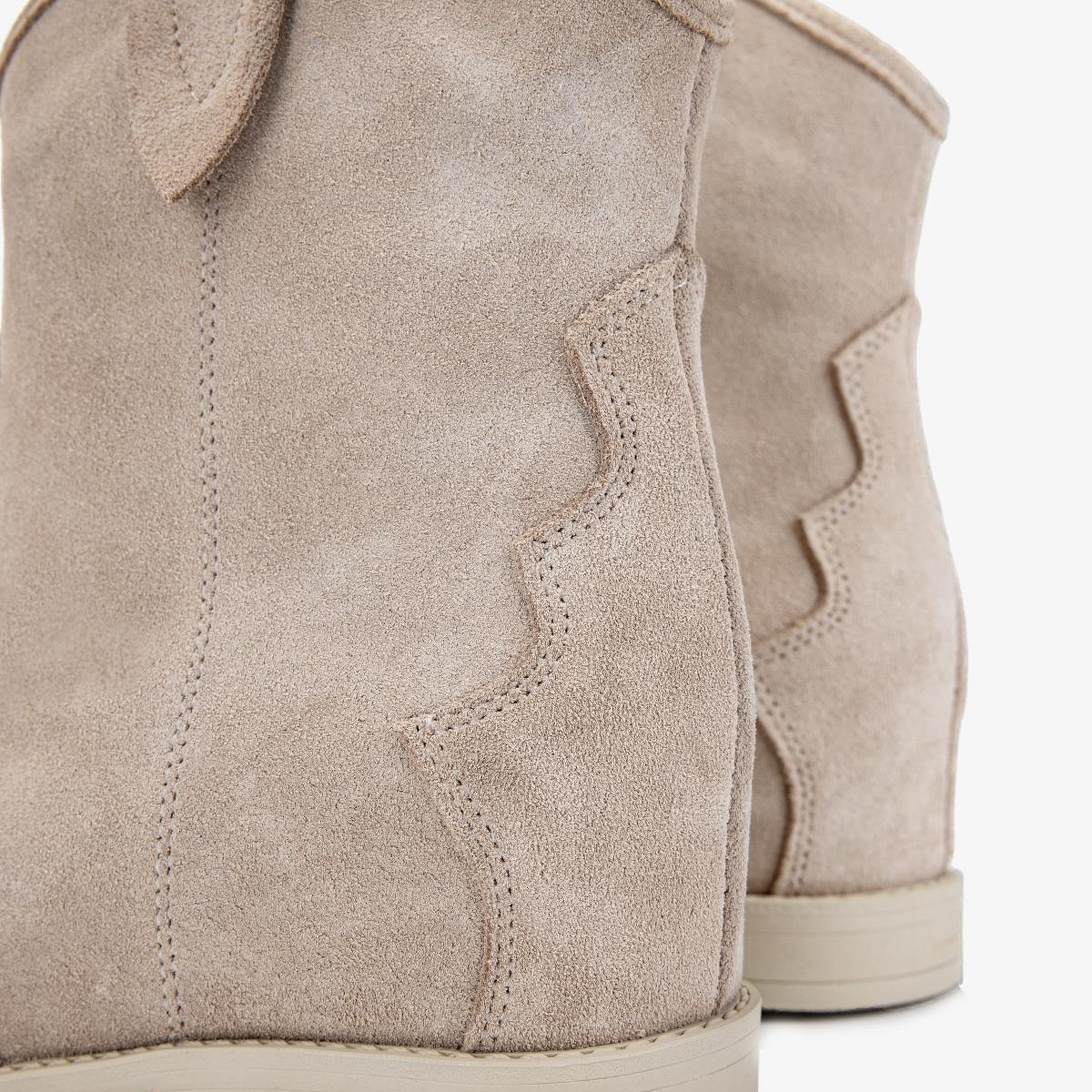 Valmenti Kadın Hakiki Deri Bej Süet Topuklu Bot