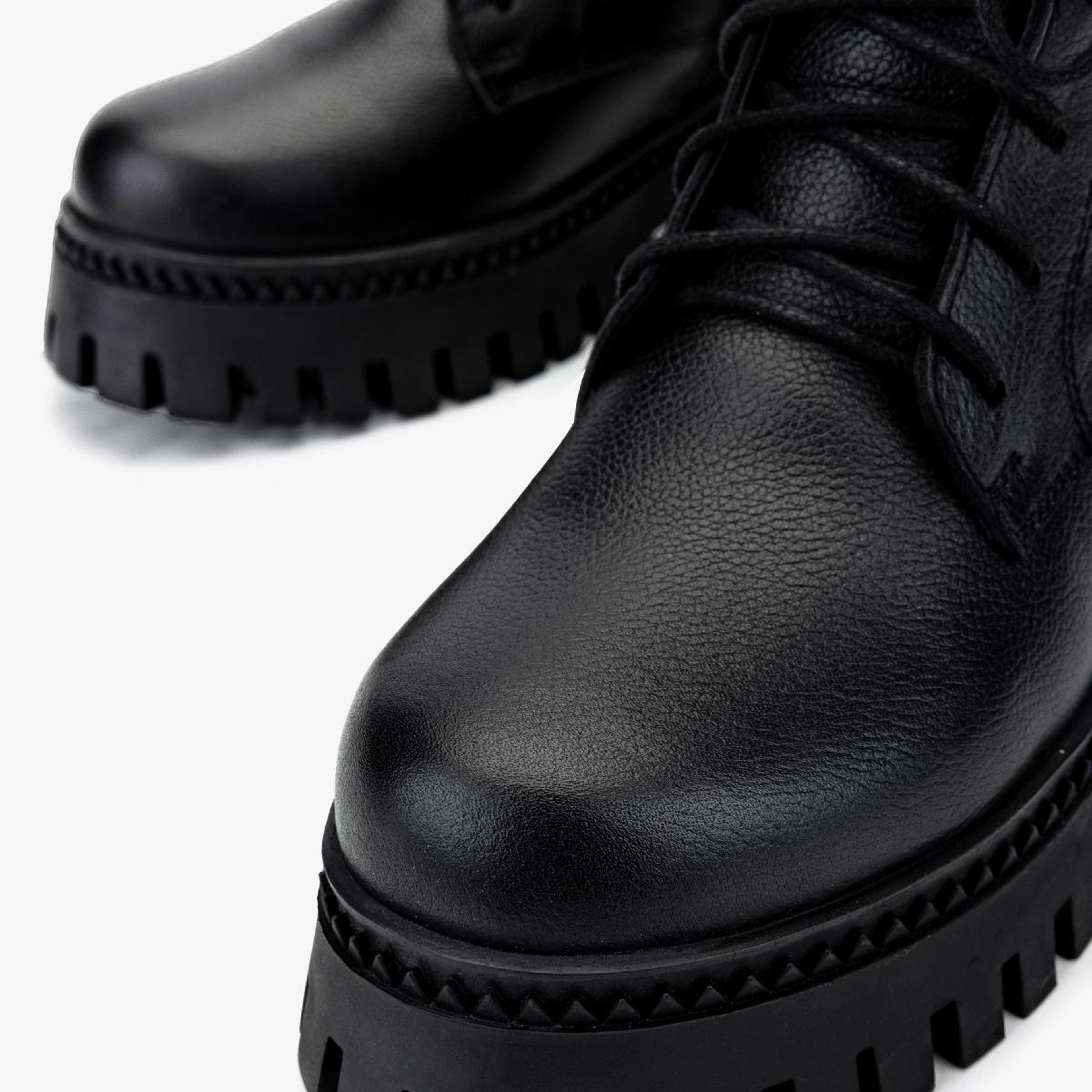 Valmenti Kadın Hakiki Deri Siyah Floter Düz Bot