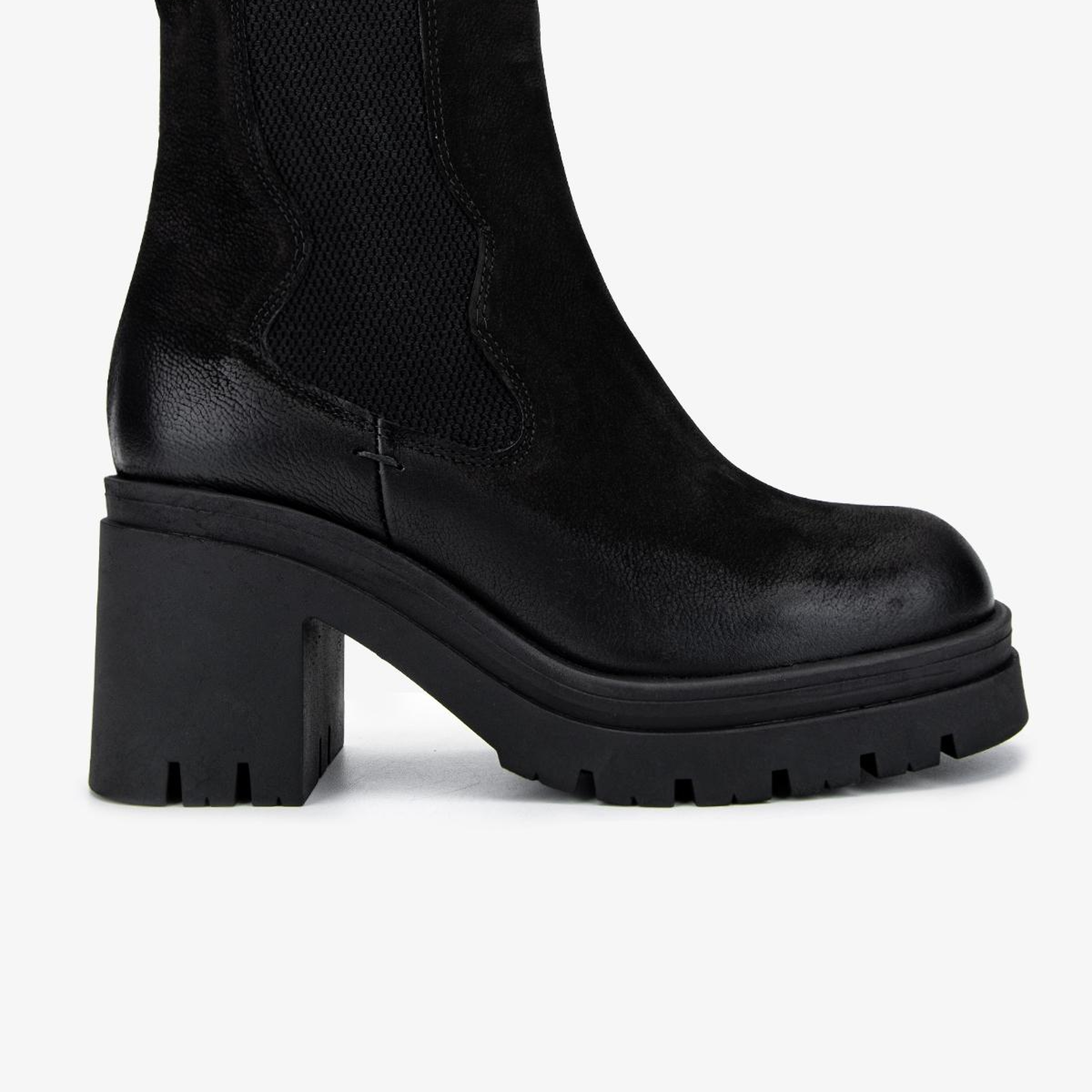 Valmenti Kadın Hakiki Deri Siyah Nubuk Topuklu Bot