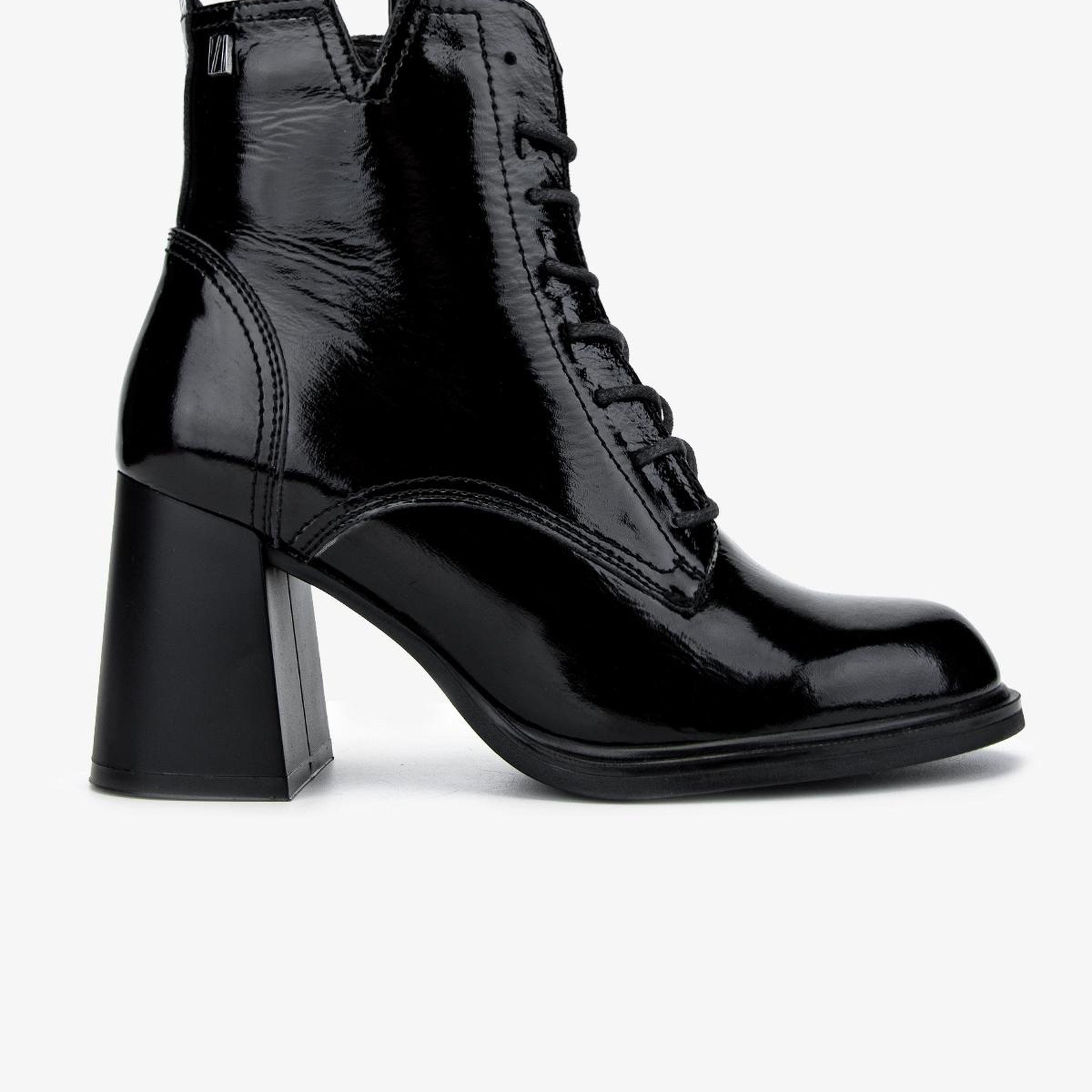 Valmenti Kadın Hakiki Deri Siyah Kırışık Rugan Topuklu Bot