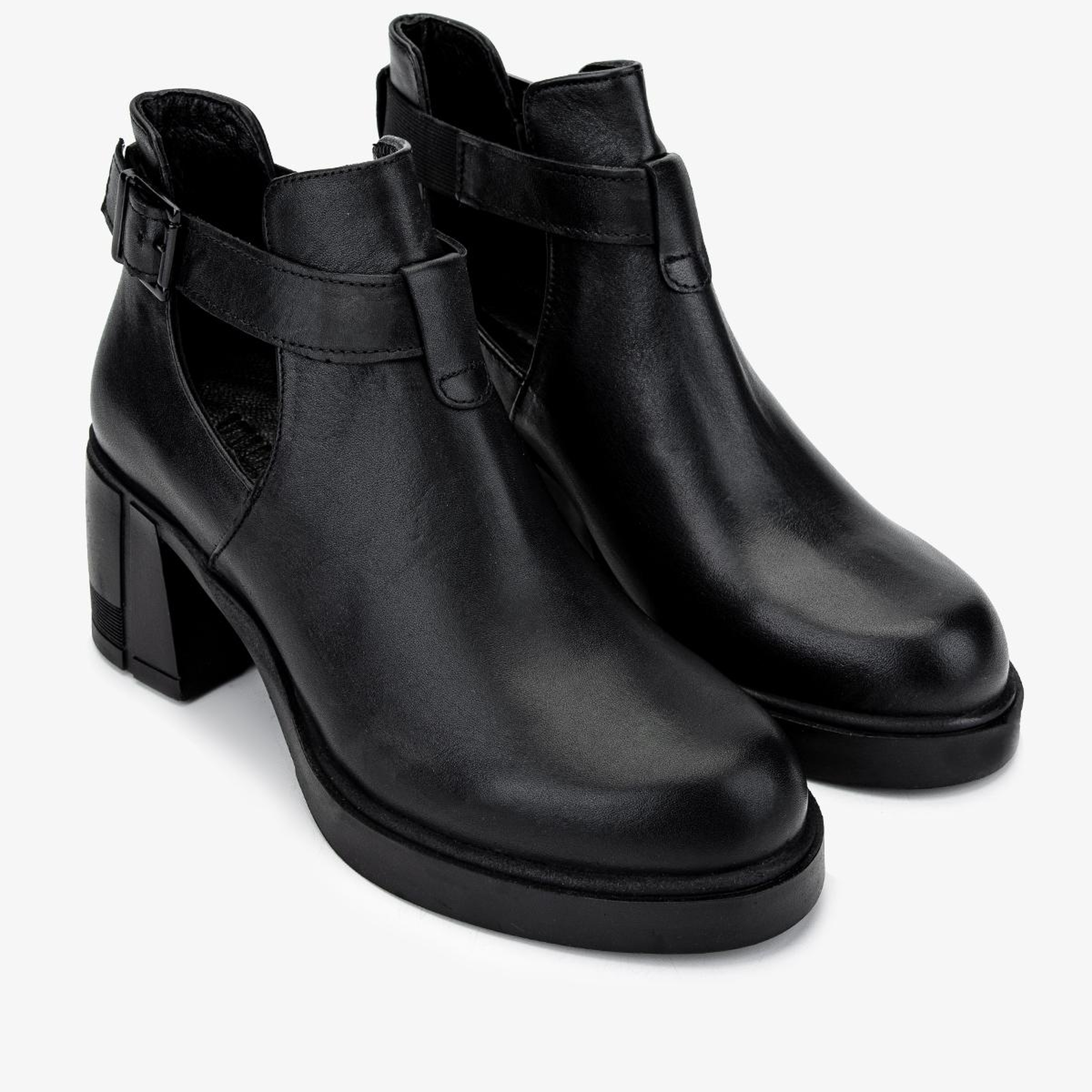 Valmenti Kadın Hakiki Deri Siyah Topuklu Bot