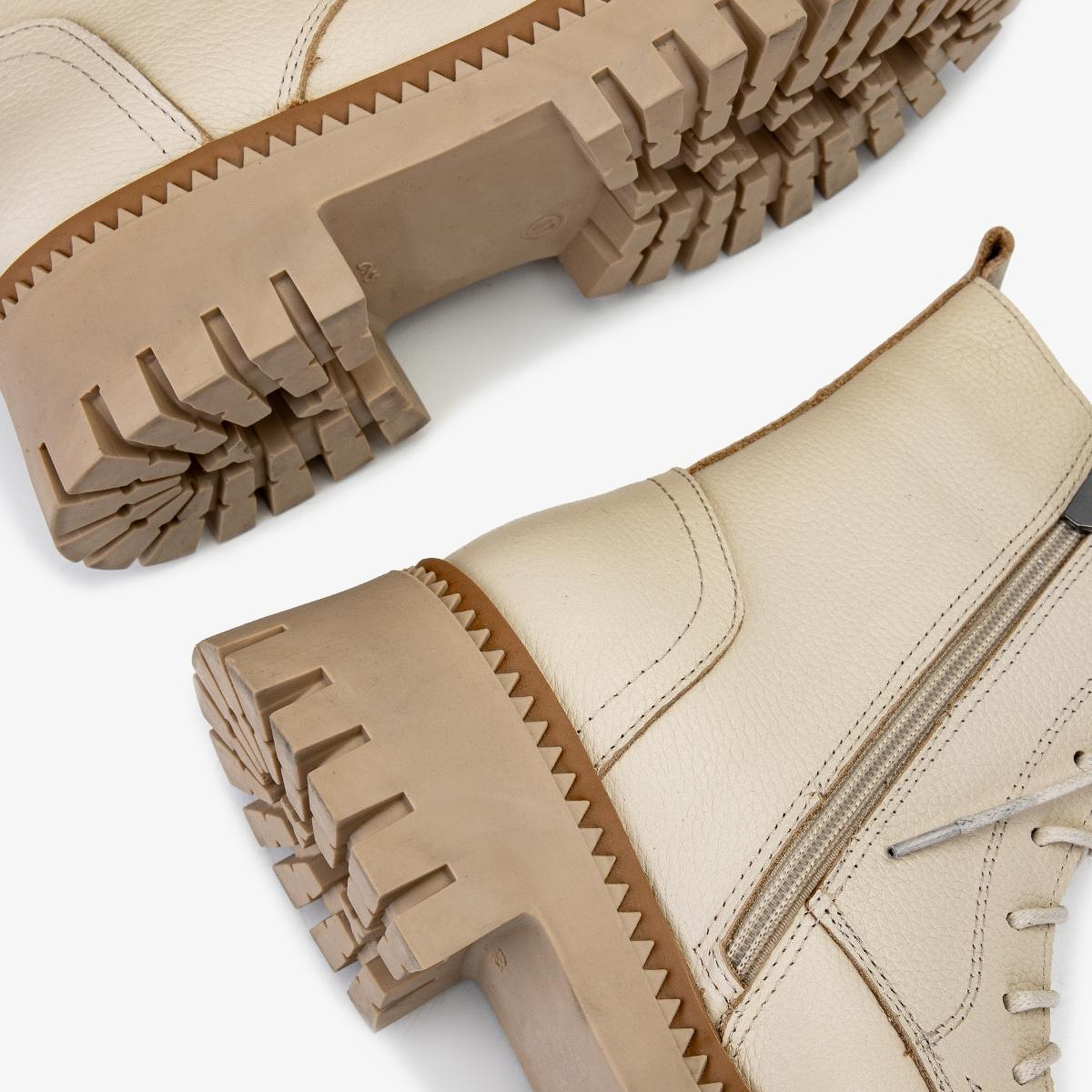 Valmenti Kadın Hakiki Deri Bej Floter Düz Bot