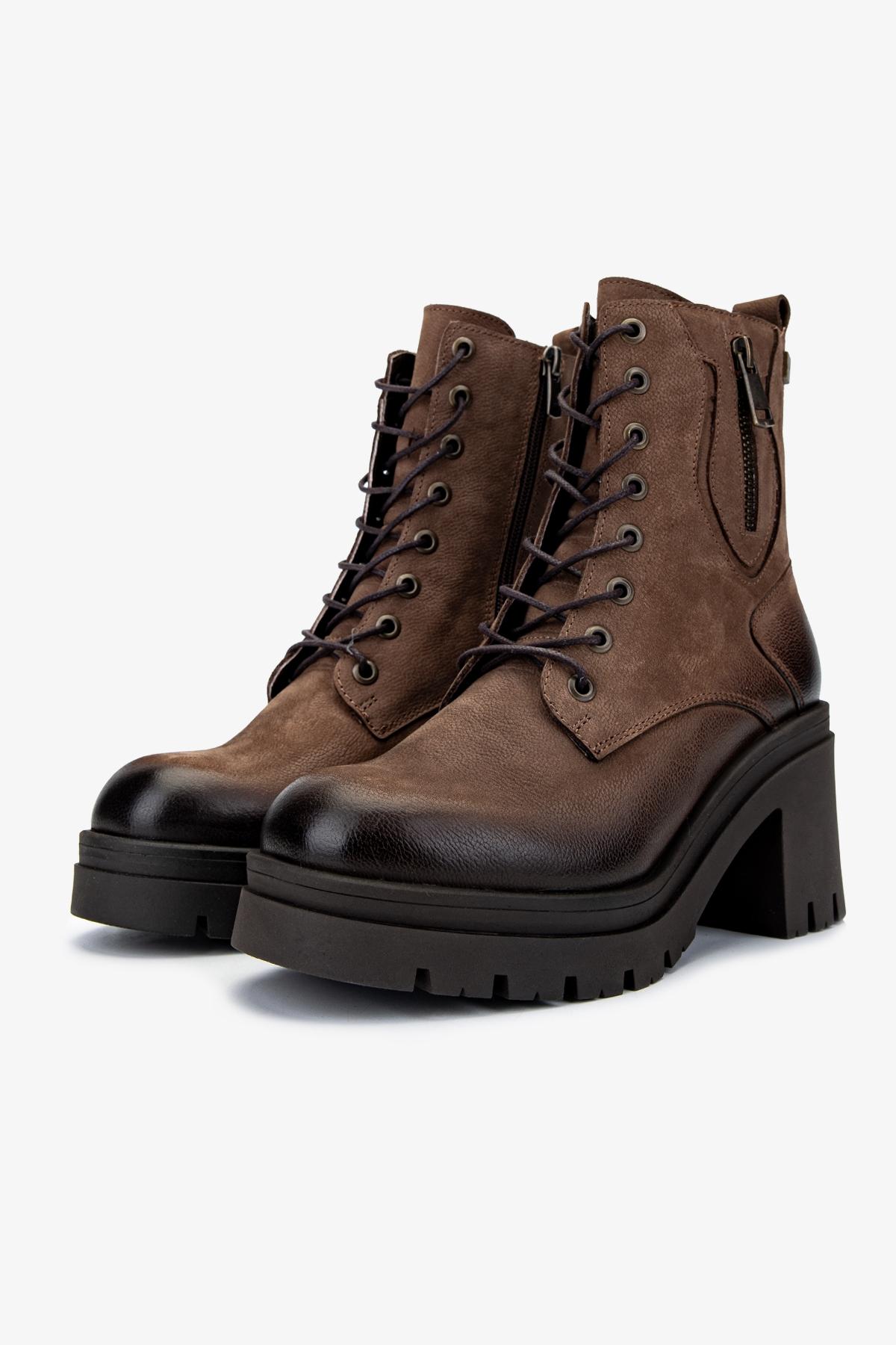 Valmenti Kadın Hakiki Deri Vizon Nubuk Topuklu Bot